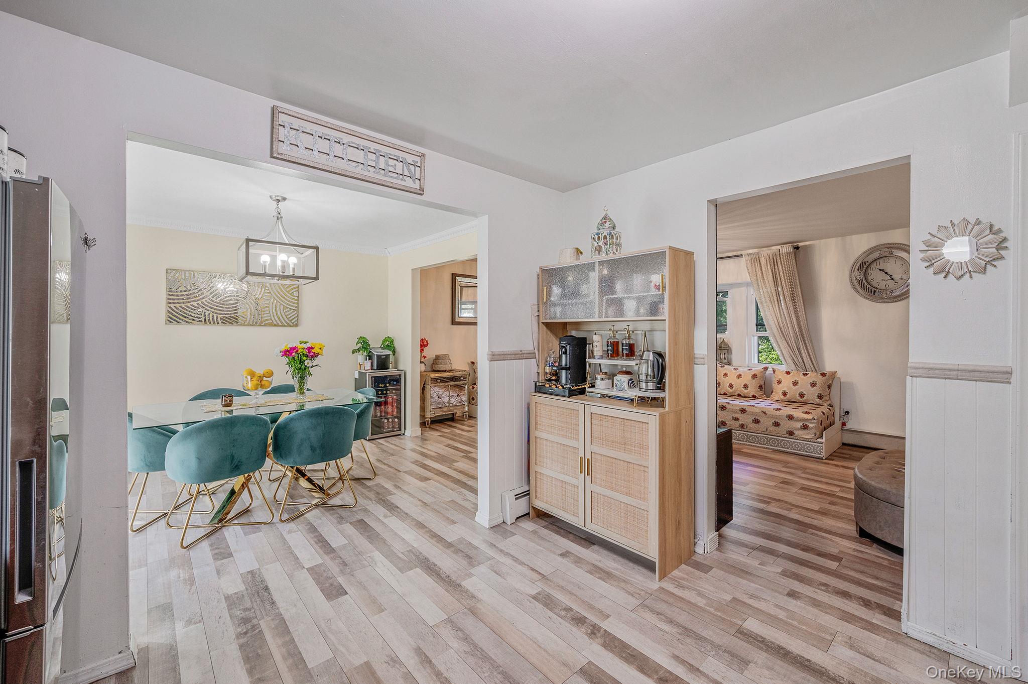 #14 photo, 117 N Coleman Road, サフォーク郡 Centereach , NY 11720