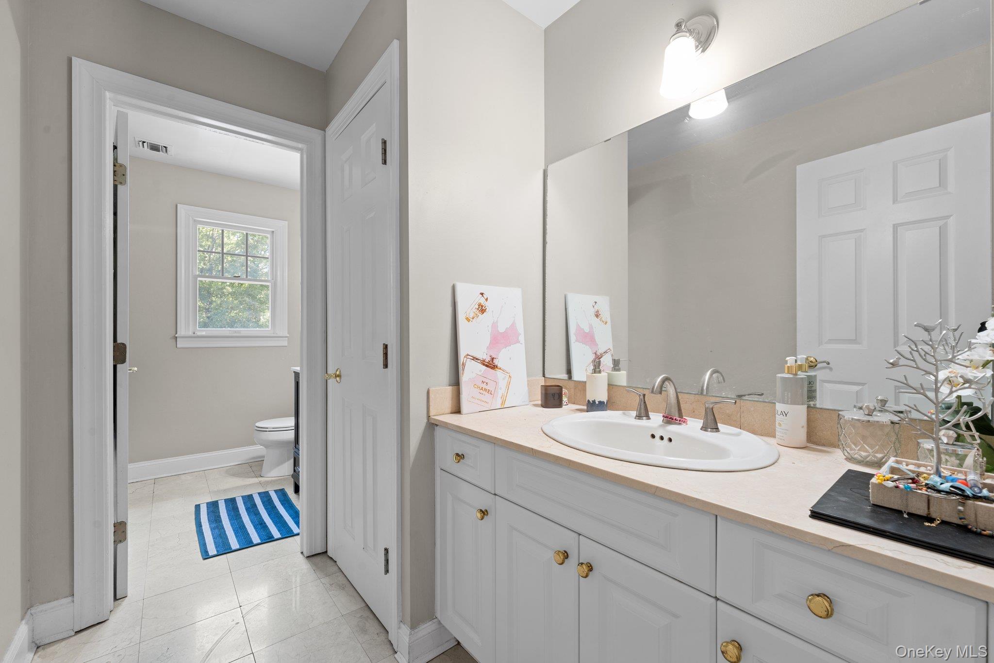 #12 photo, 18 Watercrest Court, サフォーク郡 Head Of The Harbor , NY 11780