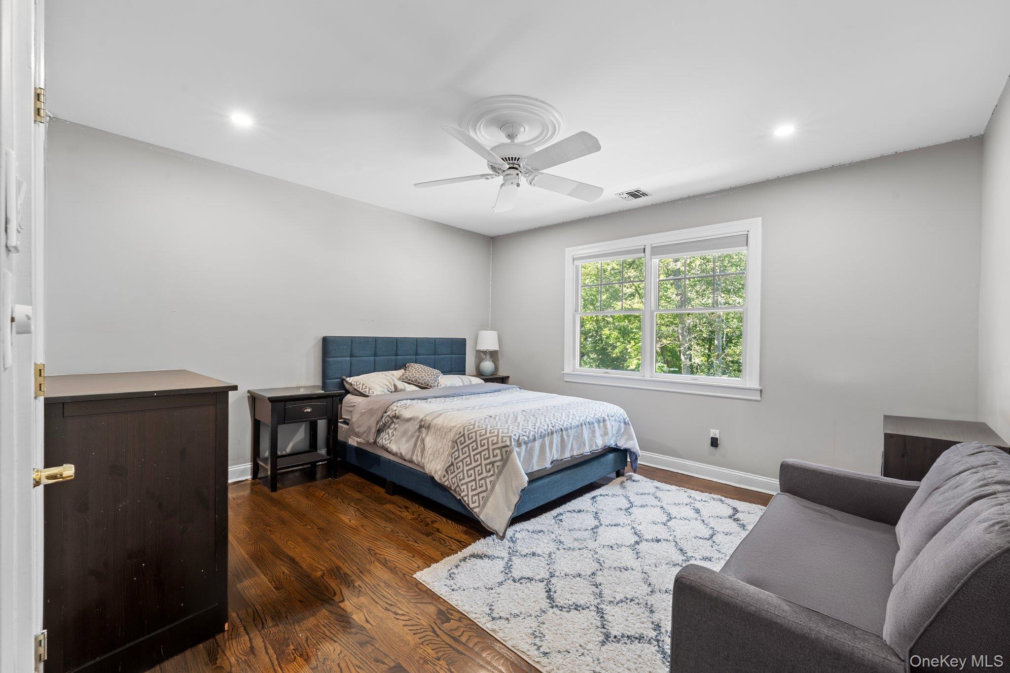 #13 photo, 18 Watercrest Court, サフォーク郡 Head Of The Harbor , NY 11780