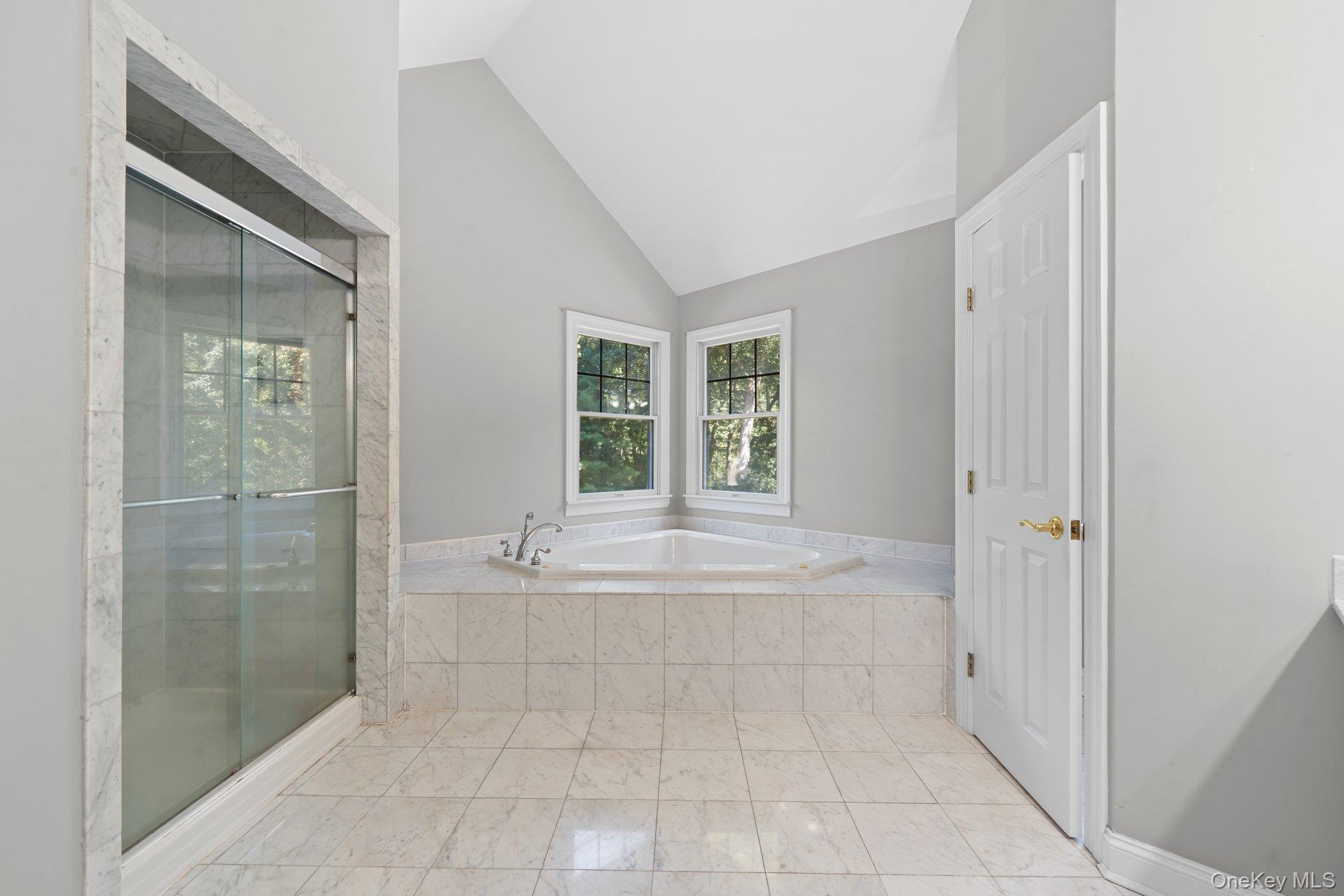 #18 photo, 18 Watercrest Court, サフォーク郡 Head Of The Harbor , NY 11780