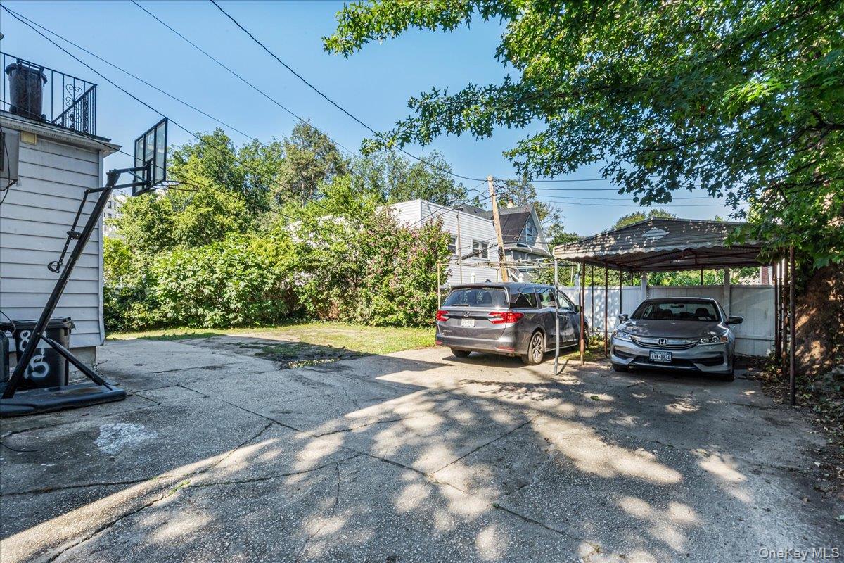 #4 photo, 84-15 120th Street, クイーンズ区 Kew Gardens , NY 11415