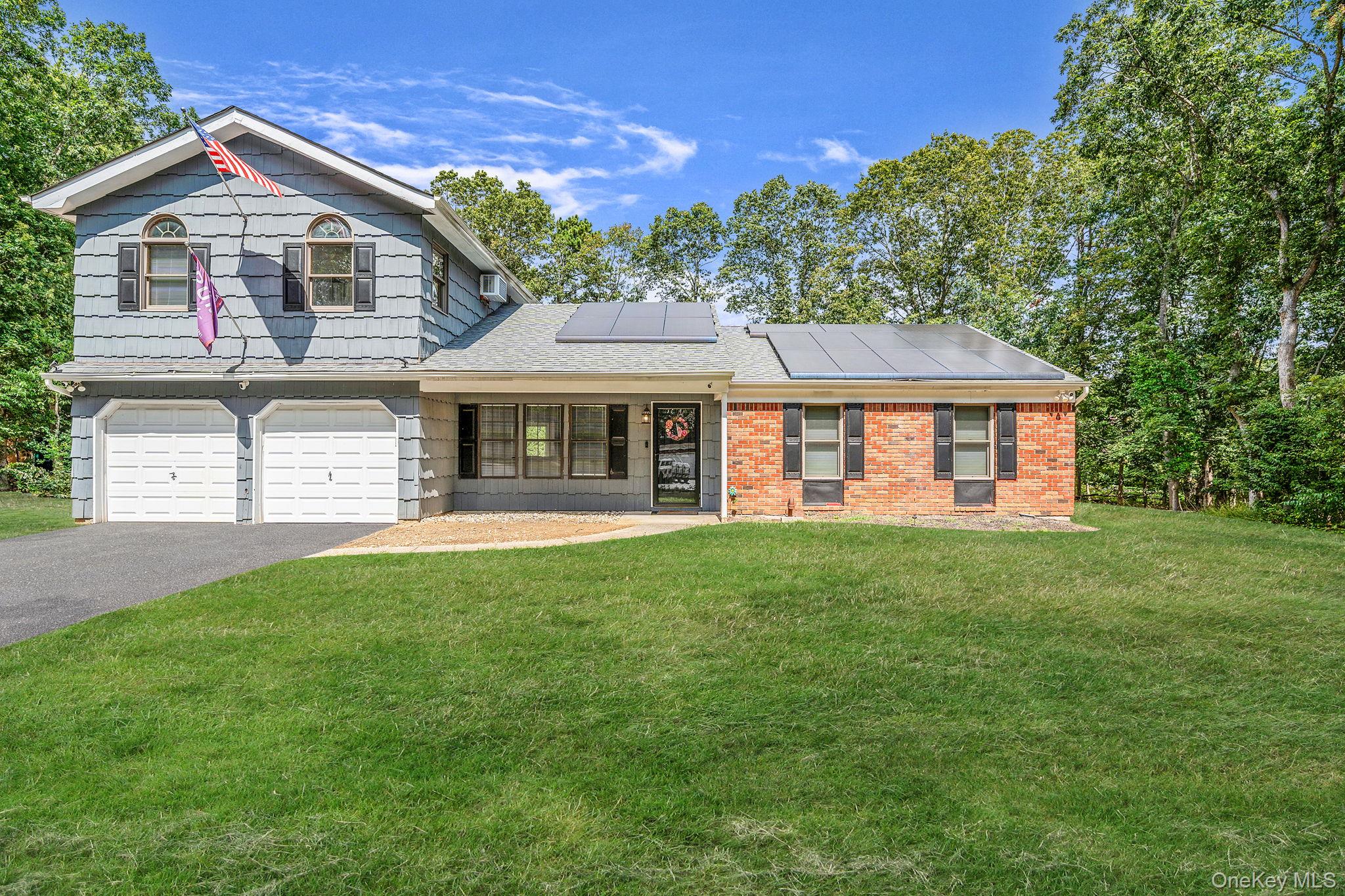 #1 photo, 5 Hastings Drive, サフォーク郡 Ridge , NY 11961