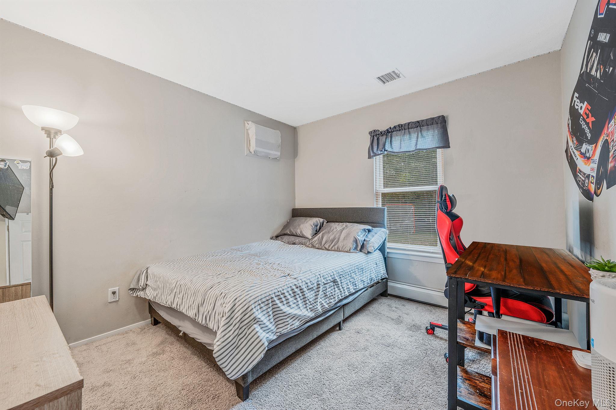 #15 photo, 5 Hastings Drive, サフォーク郡 Ridge , NY 11961