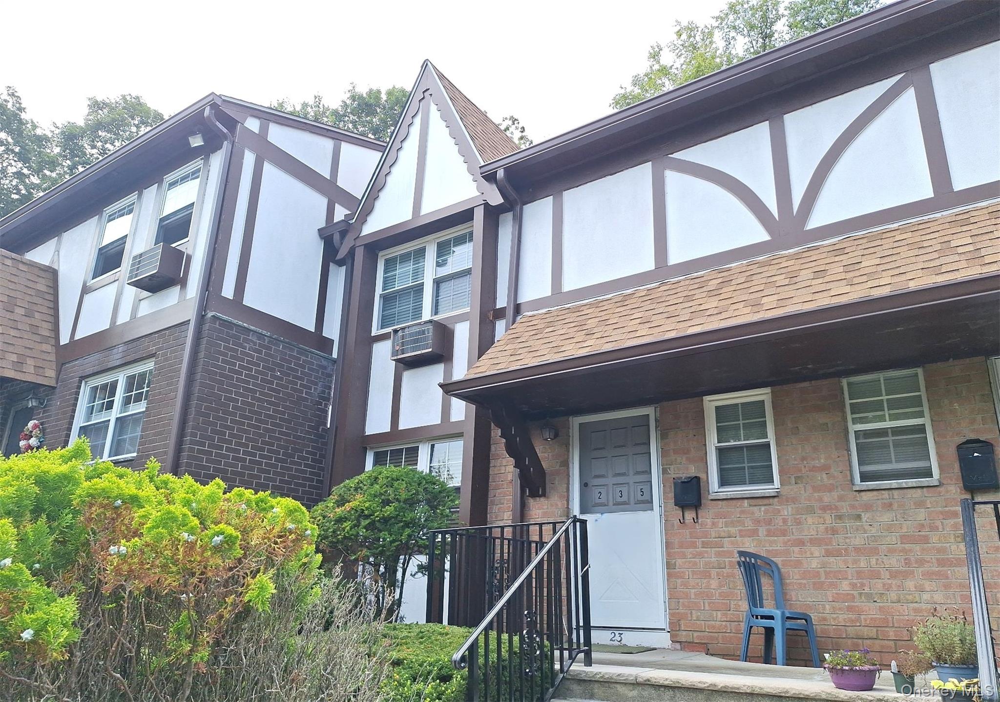 #3 photo, 235 Parkside Drive, Suffern , NY 10901