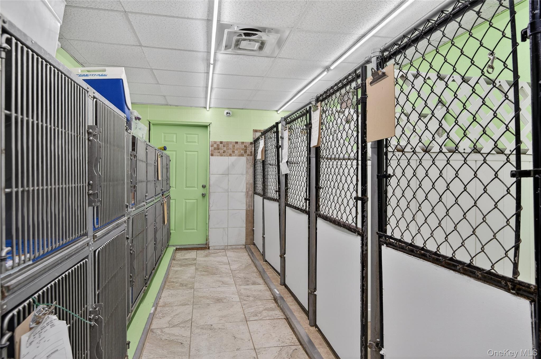 #15 photo, 1 Covert Avenue, ナッソー郡 Floral Park , NY 11001