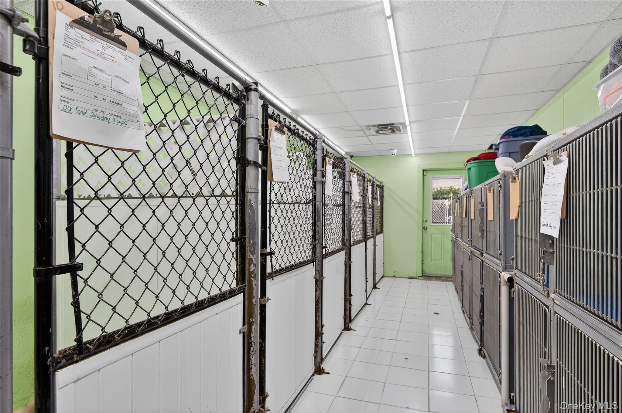 #17 photo, 1 Covert Avenue, ナッソー郡 Floral Park , NY 11001