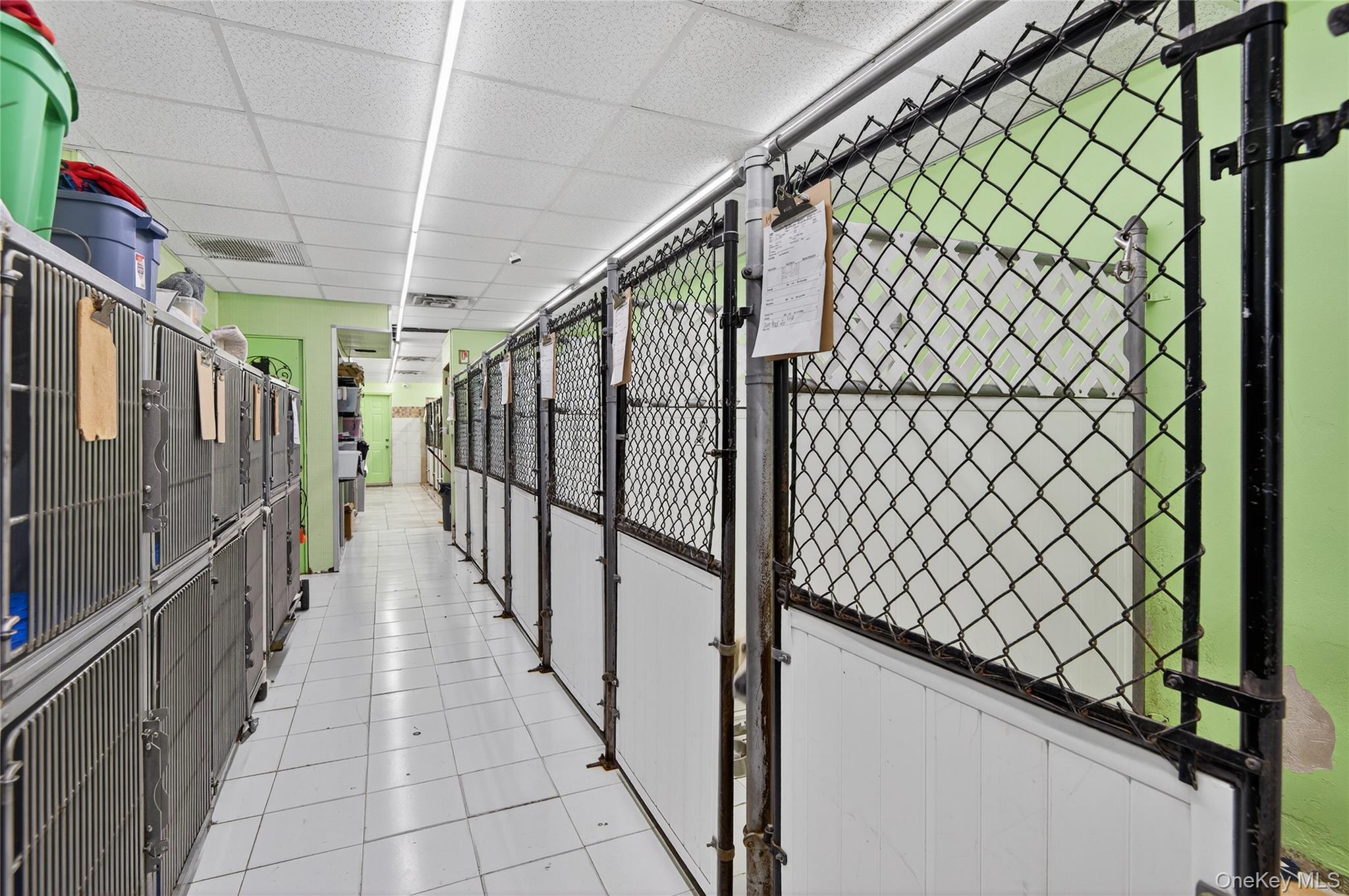 #18 photo, 1 Covert Avenue, ナッソー郡 Floral Park , NY 11001