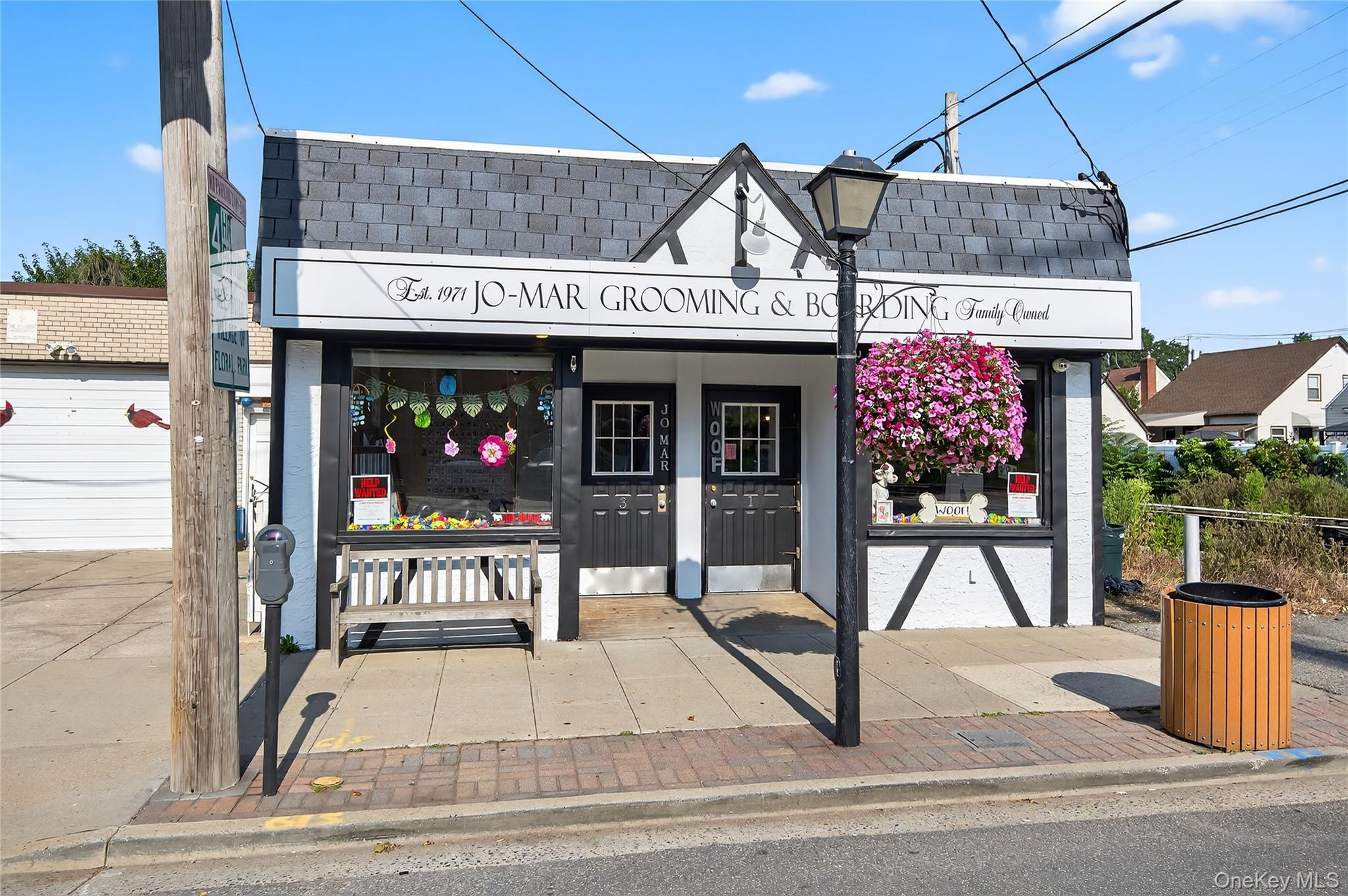 #2 photo, 1 Covert Avenue, ナッソー郡 Floral Park , NY 11001