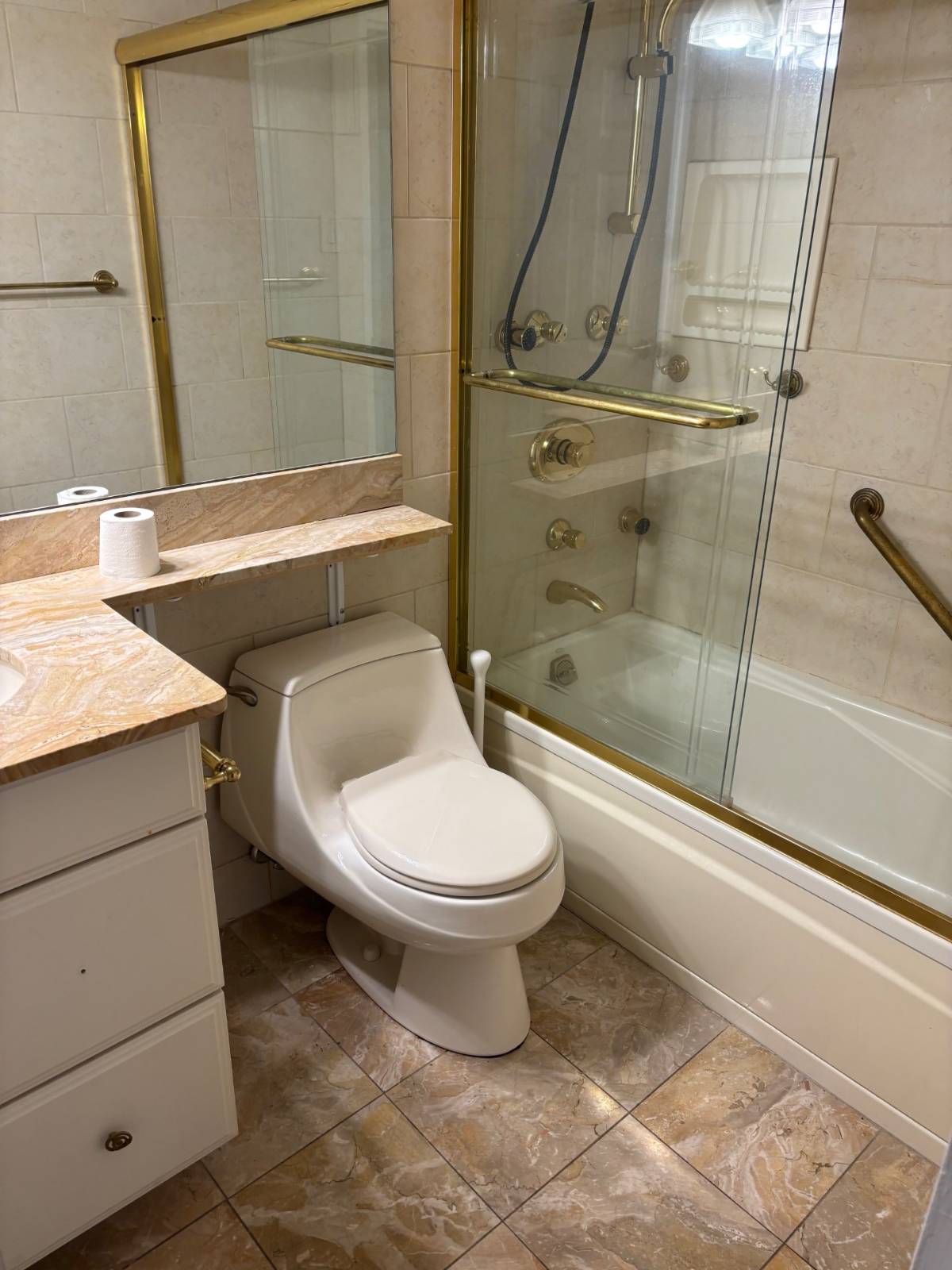 #4 photo, 1 Bay Club Dr, クイーンズ区 Bayside , NY 11360