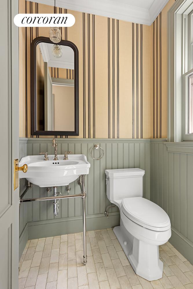 #9 photo, 320 E 18TH Street, Ditmas Park , NY 11226