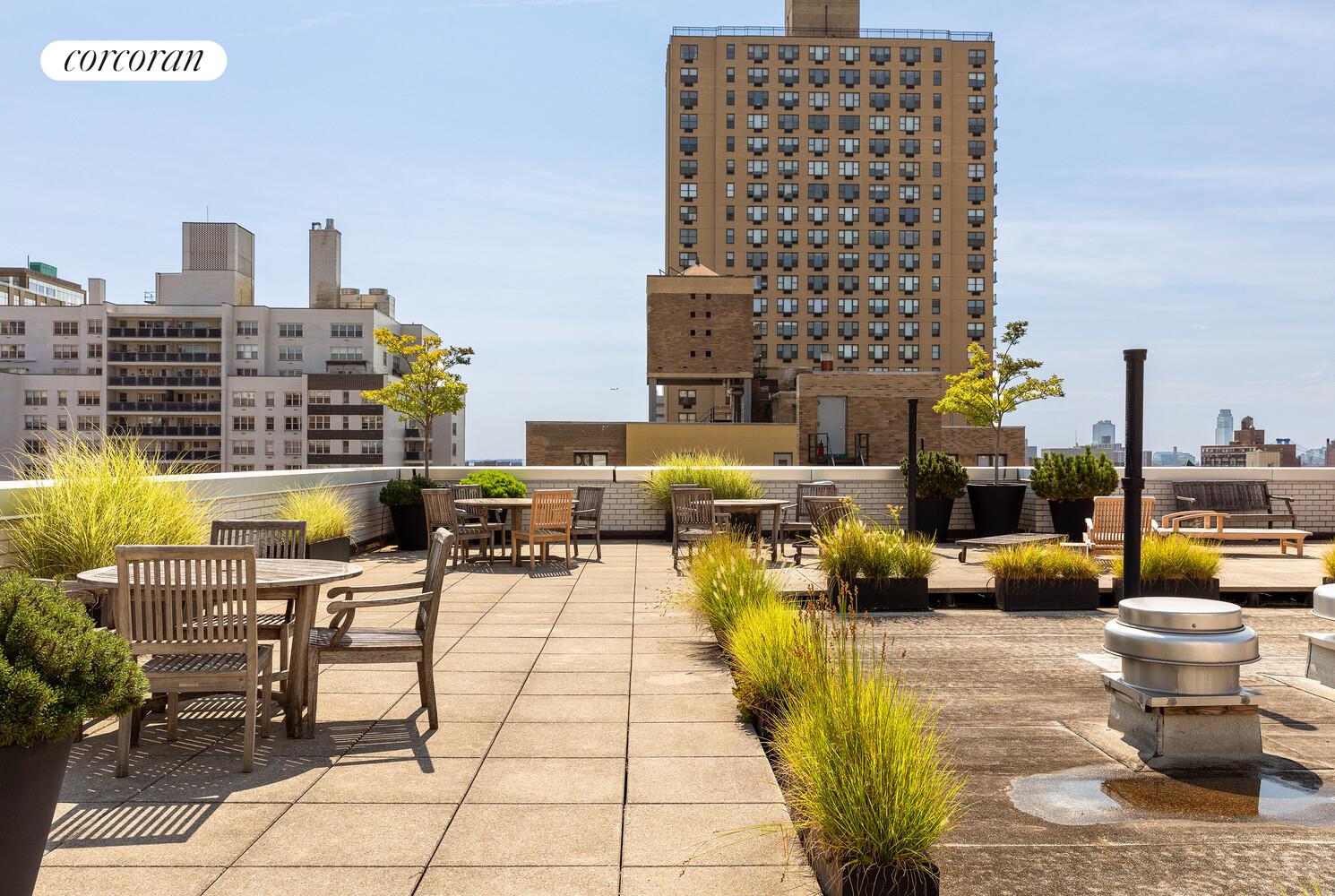 #12 photo, 130 E 18TH Street, マンハッタン Gramercy Park , NY 10003