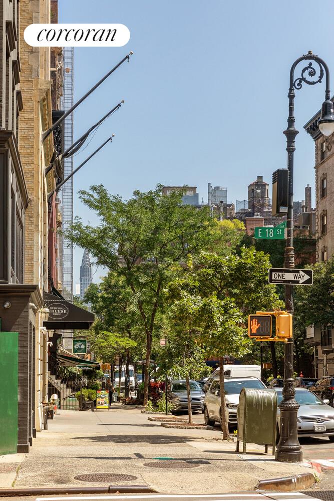 #15 photo, 130 E 18TH Street, マンハッタン Gramercy Park , NY 10003