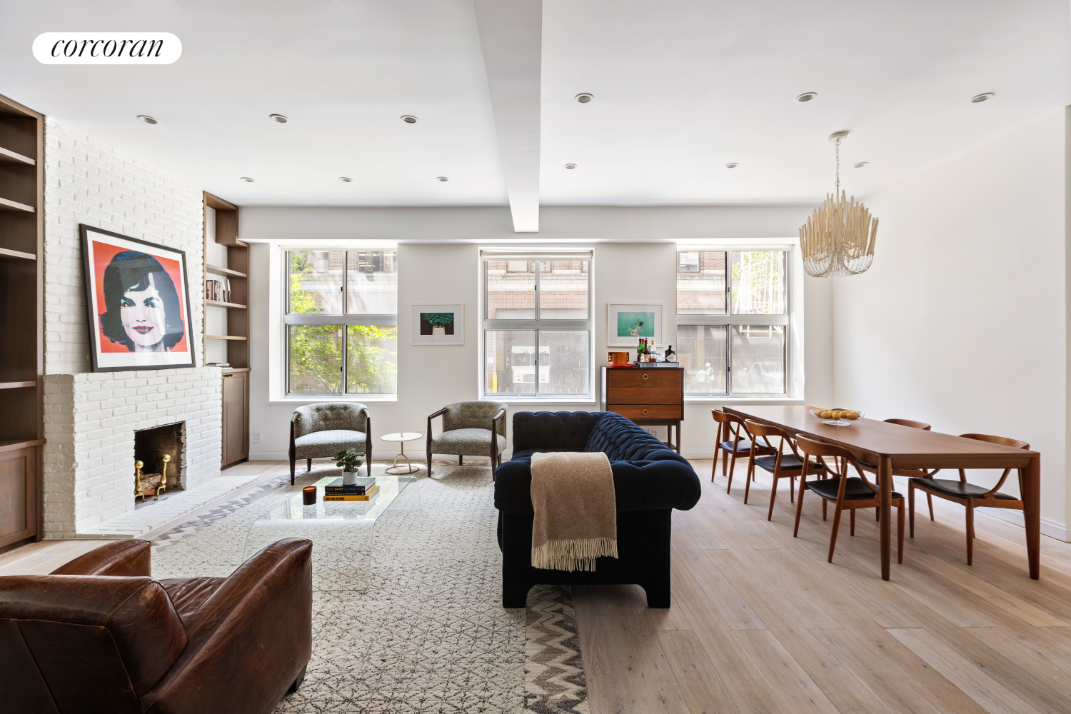 #1 photo, 325 W 52ND Street, मैनहटन Hell's Kitchen , NY 10019