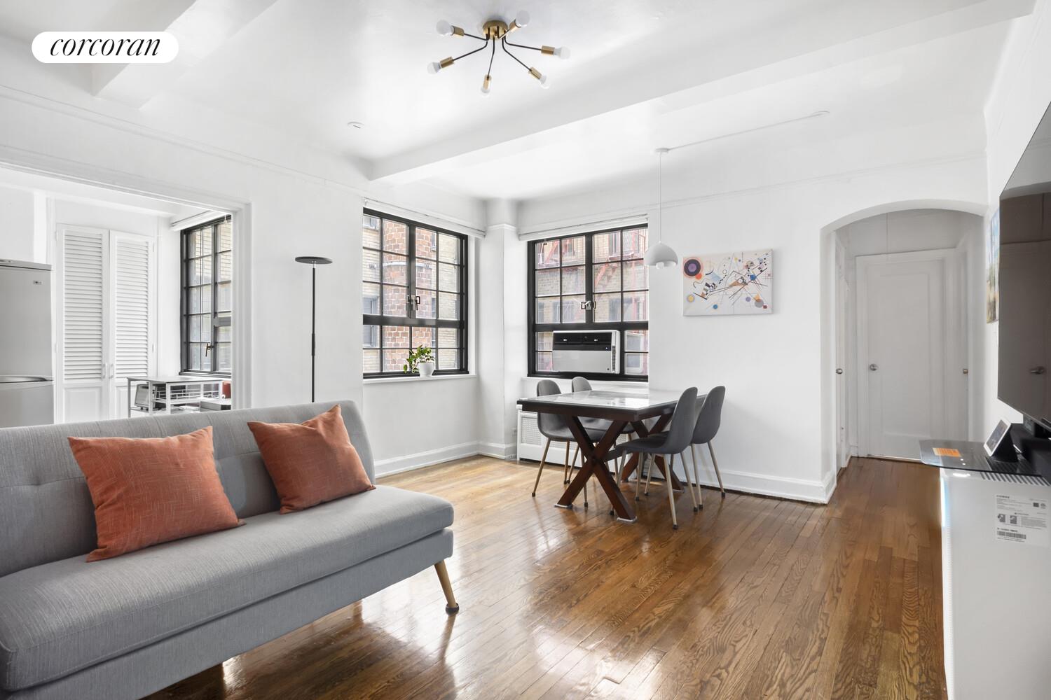 #3 photo, 211 E 35TH Street, マンハッタン Murray Hill , NY 10016