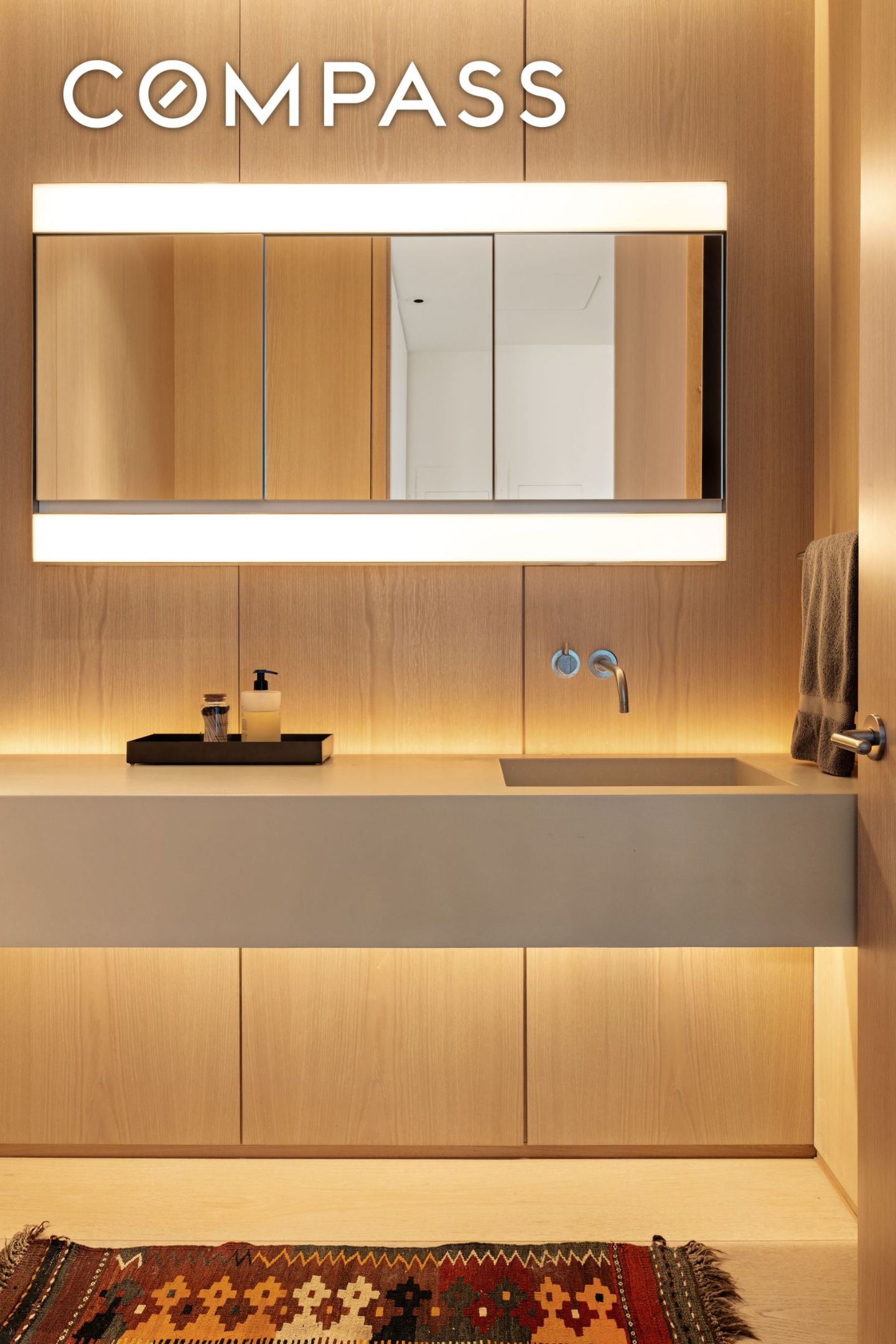 #21 photo, 215 Chrystie Street, マンハッタン Lower East Side , NY 10002