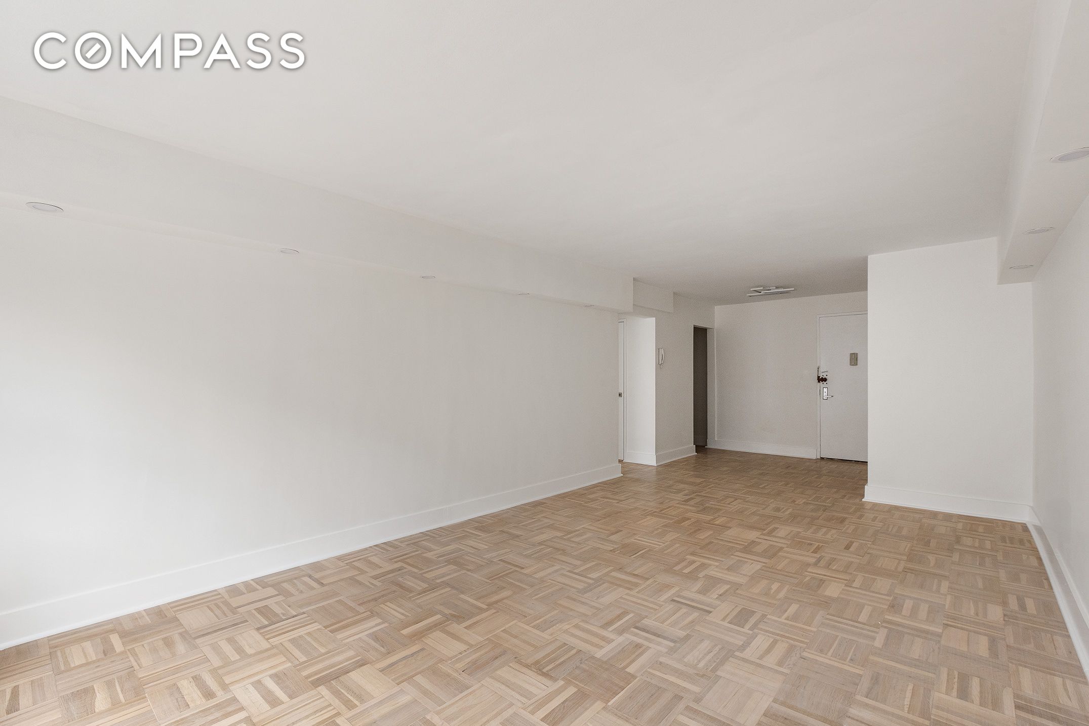 #5 photo, 335 E 51st Street, Midtown East , NY 10022