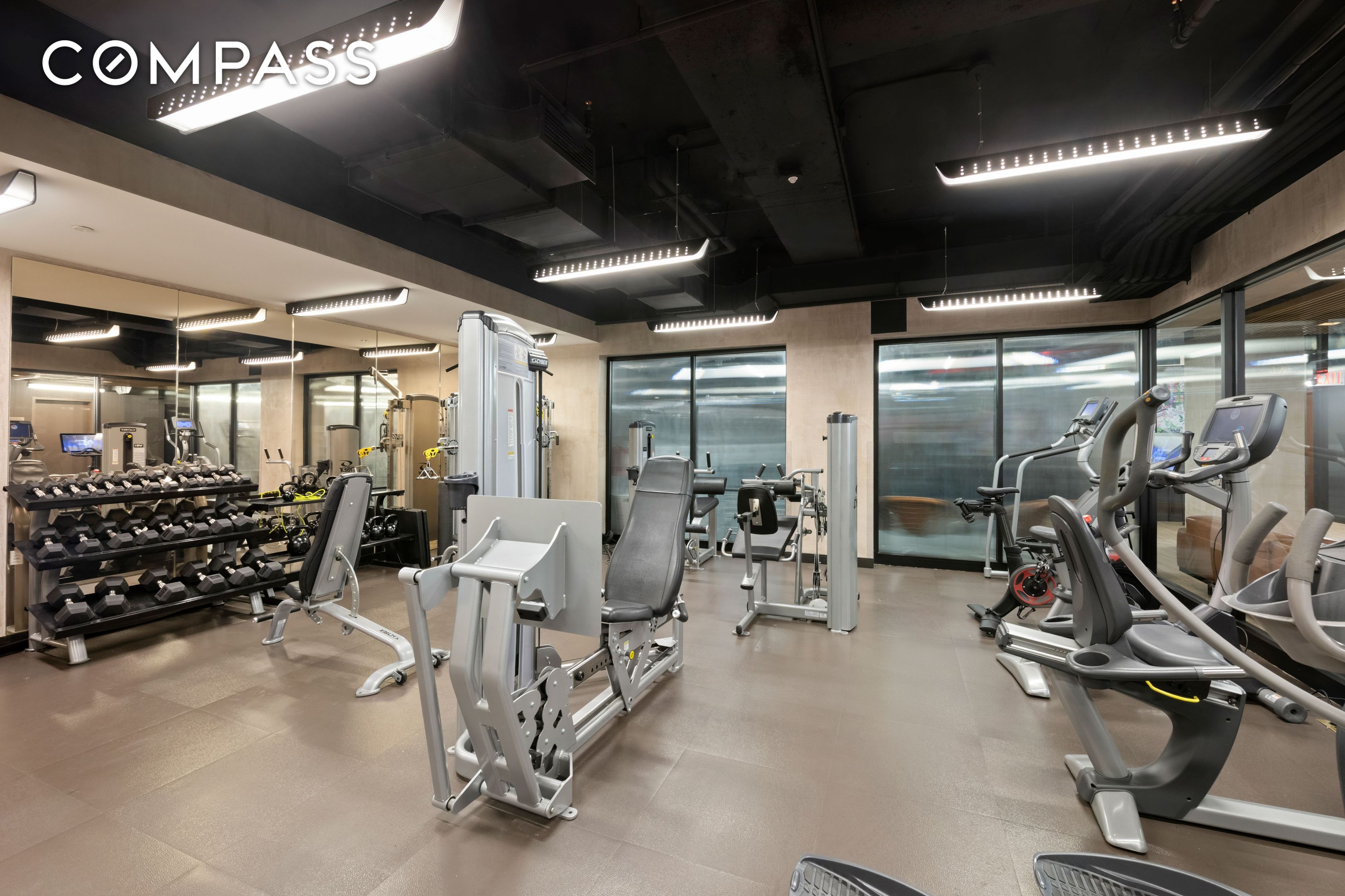 #8 photo, 300 E 64th Street, マンハッタン Lenox Hill , NY 10065