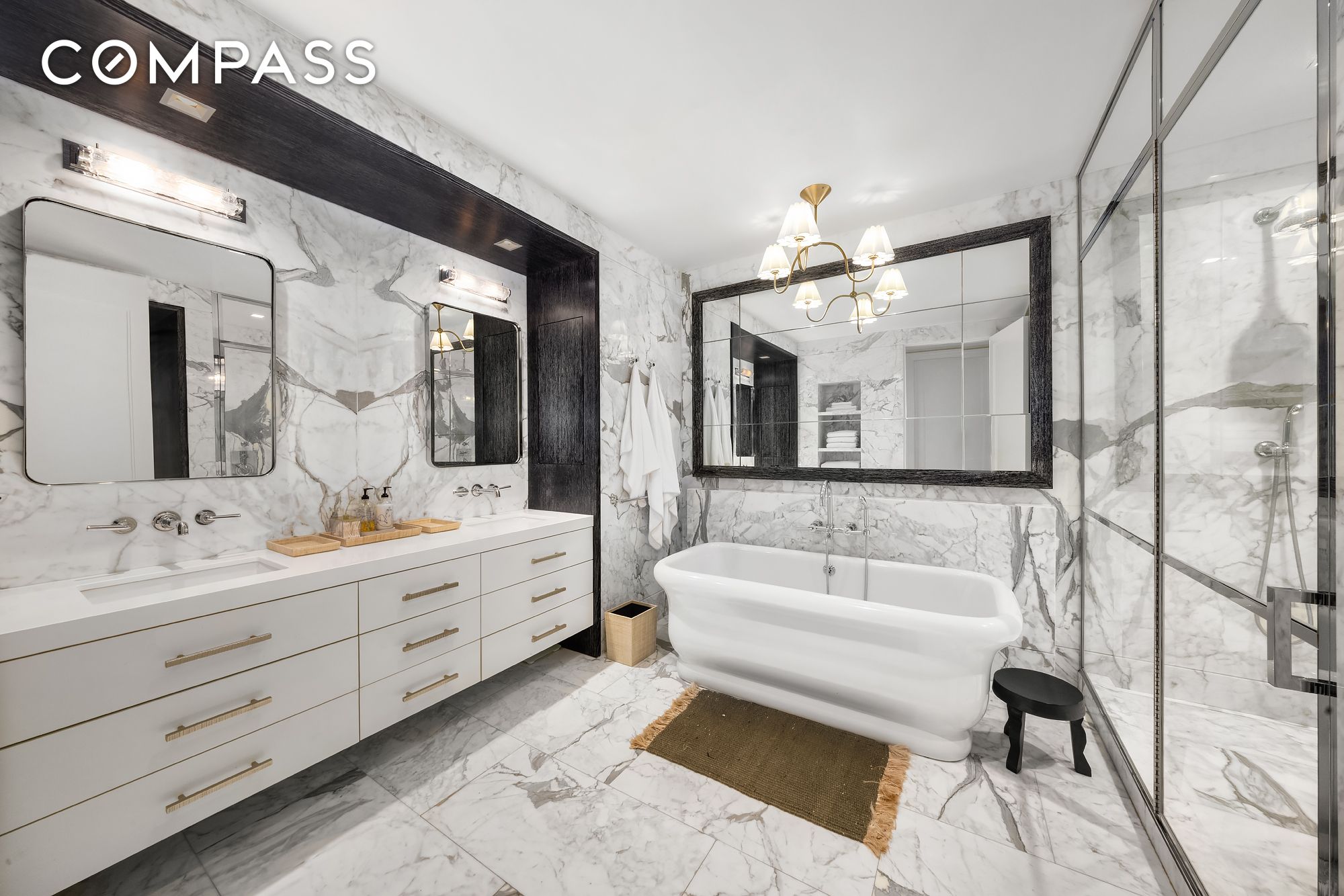 #16 photo, 14-16 Wooster Street, SoHo , NY 10013