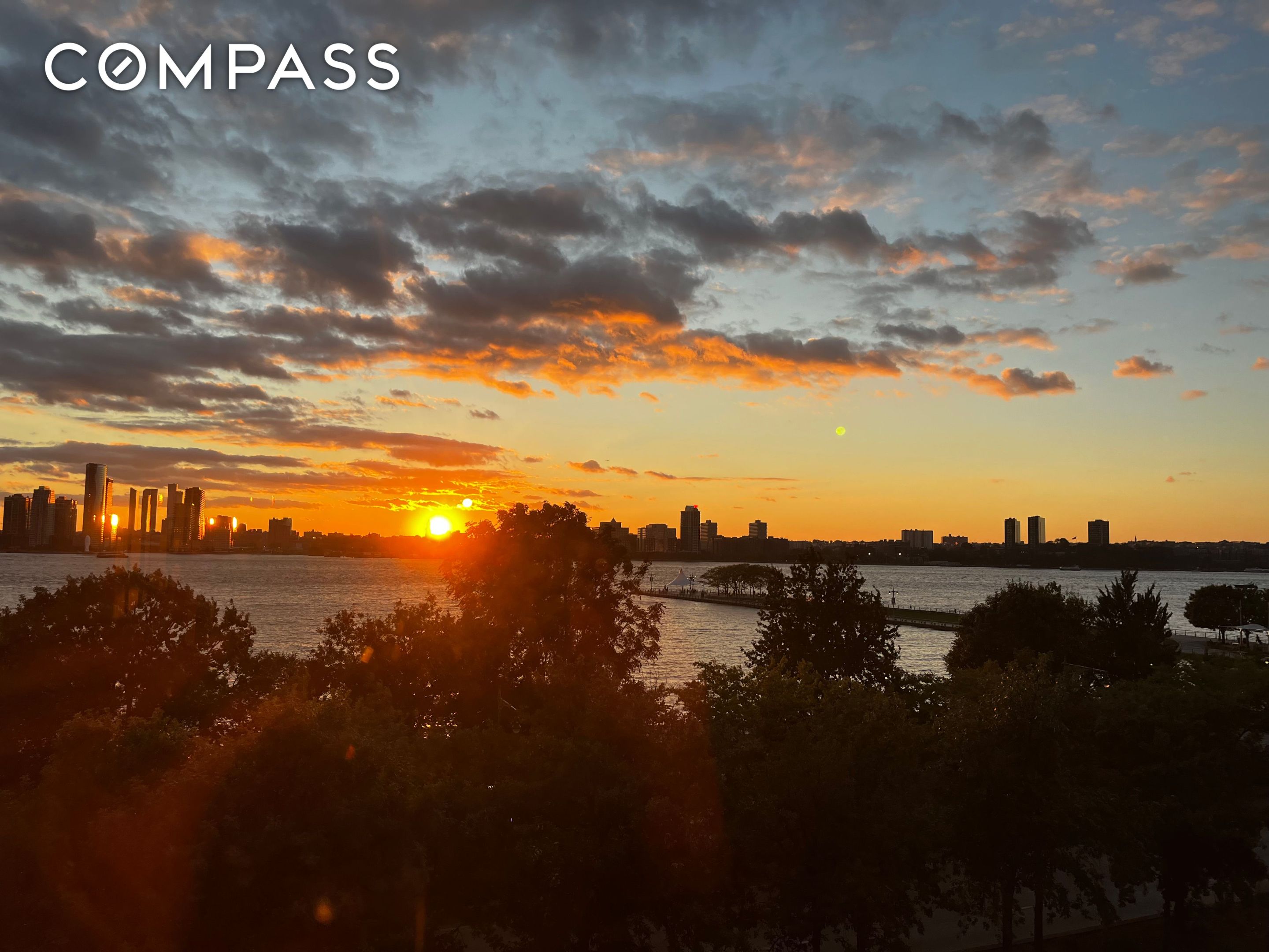 #11 photo, 376 West Street, マンハッタン West Village , NY 10014