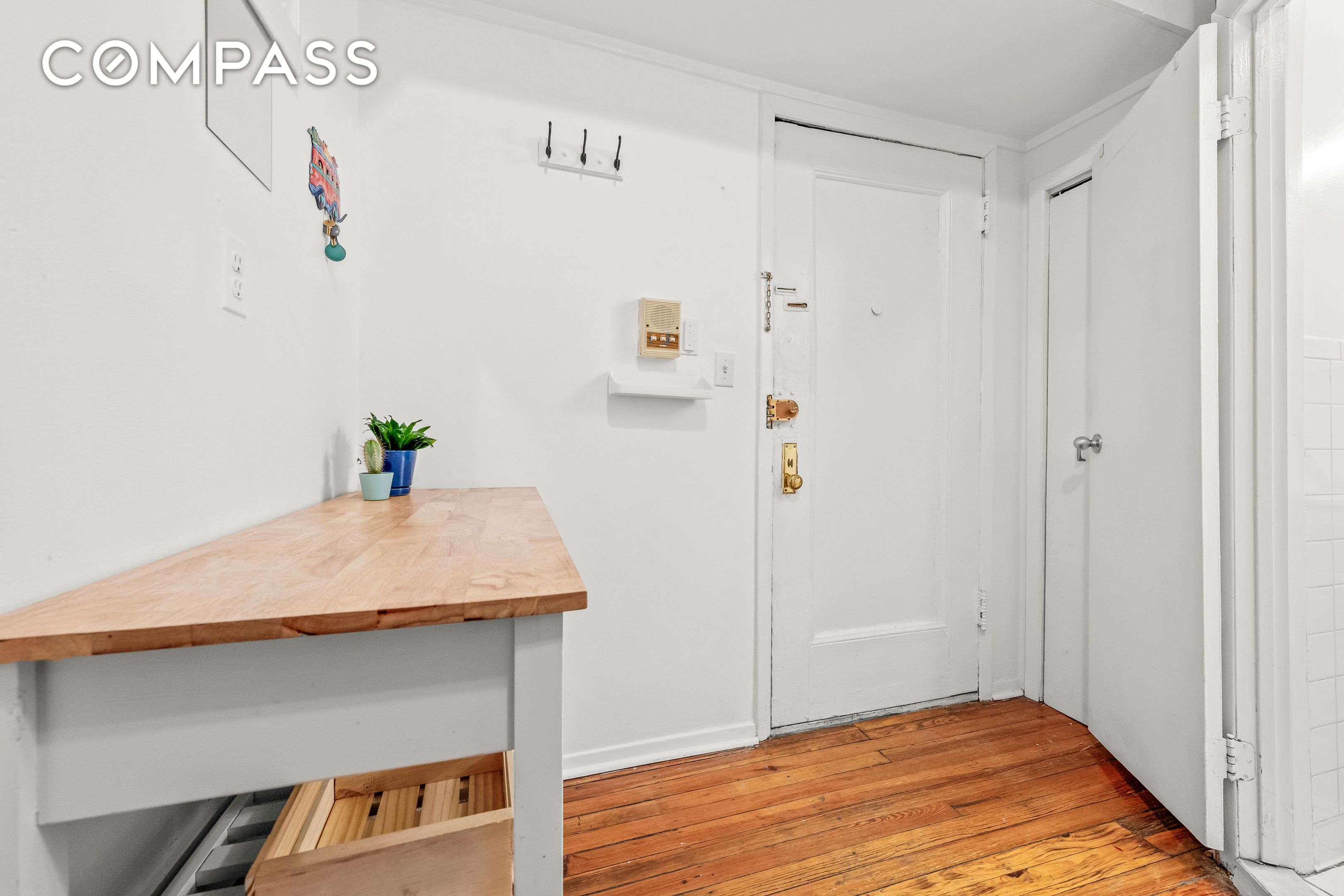 #11 photo, 204 W 10th Street, マンハッタン West Village , NY 10014