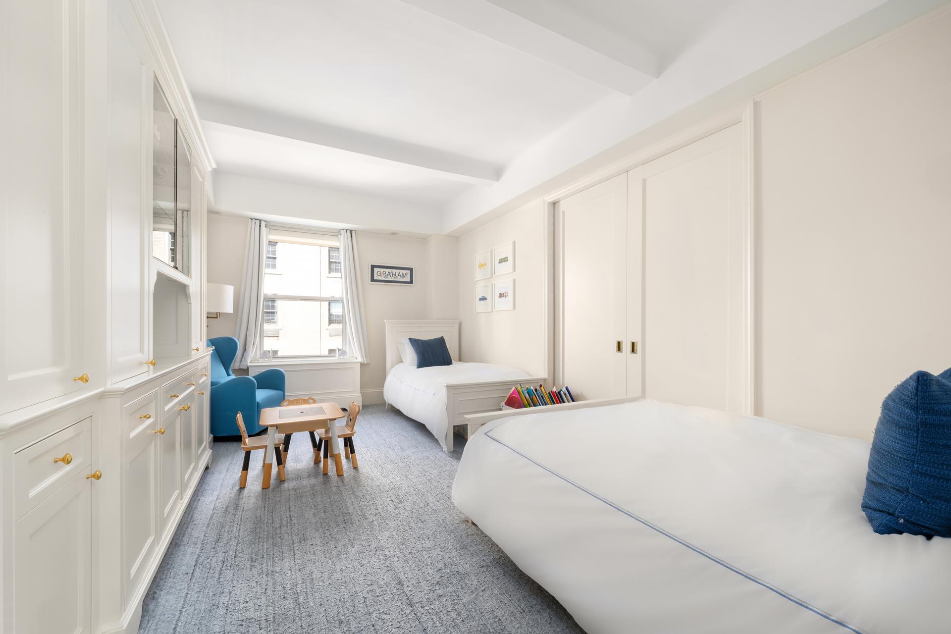 #1 photo, 136 E 64TH Street, マンハッタン Lenox Hill , NY 10065