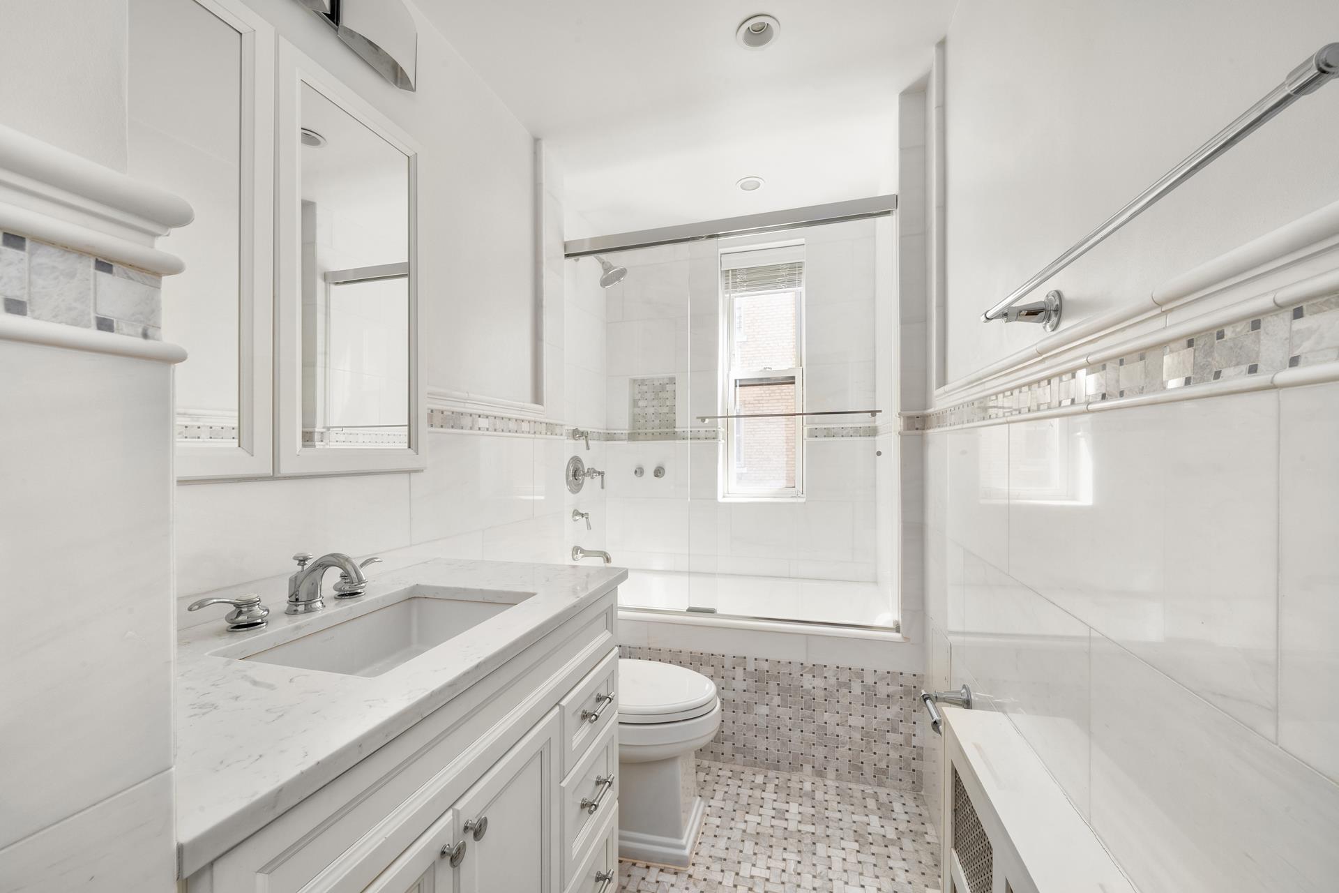 #6 photo, 136 E 64TH Street, マンハッタン Lenox Hill , NY 10065