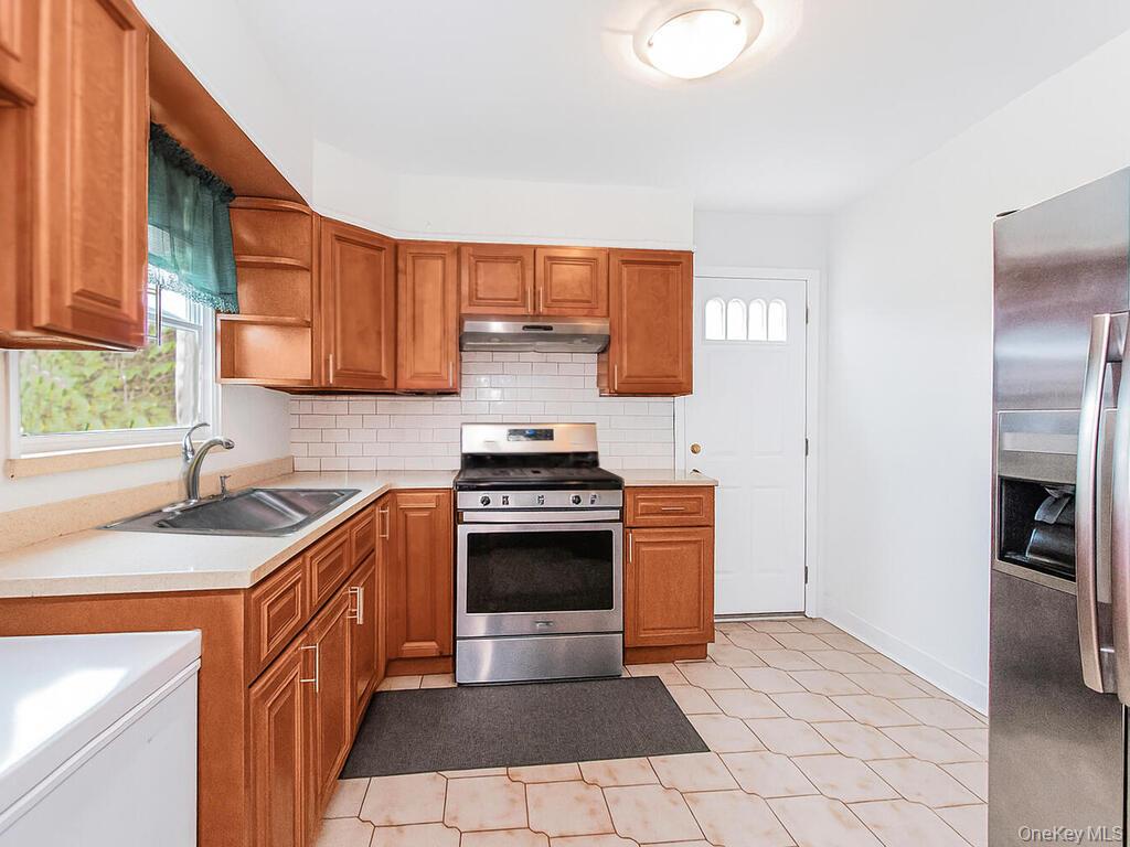 #9 photo, 55 AKA 57 Mansion Avenue, Yonkers , NY 10704