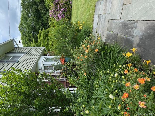 #4 photo, 9 Beadart Place, Hyde Park , NY 12538