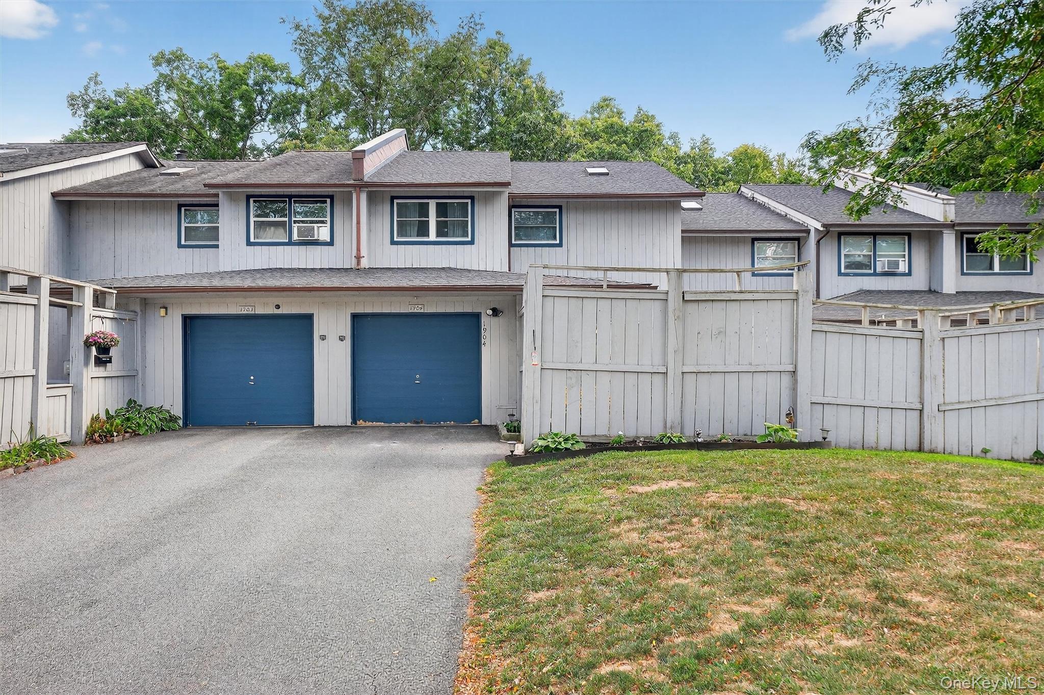 #1 photo, 1904 Chelsea Cove, Hopewell Junction , NY 12533