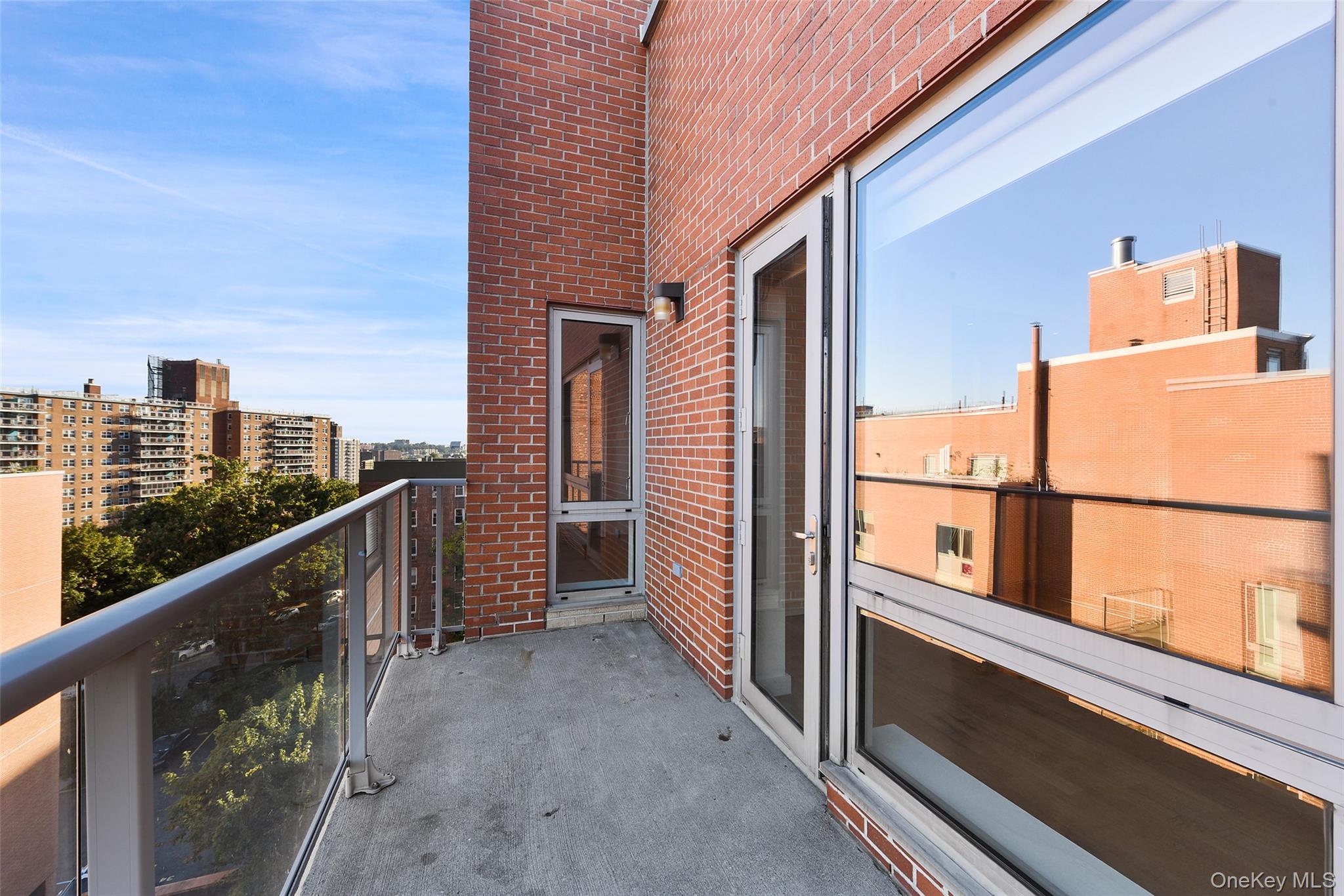 #13 photo, 460 W 236th Street, Bronx , NY 10463