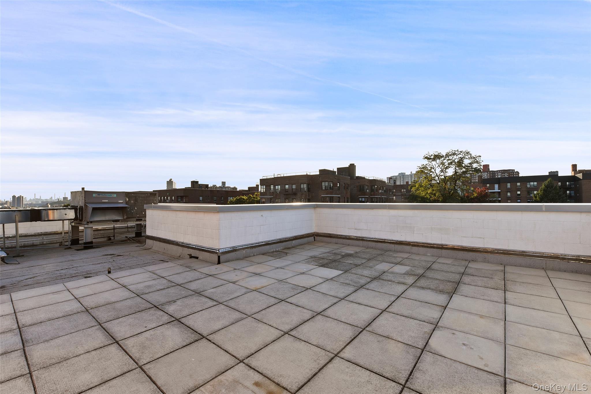 #2 photo, 460 W 236th Street, Bronx , NY 10463