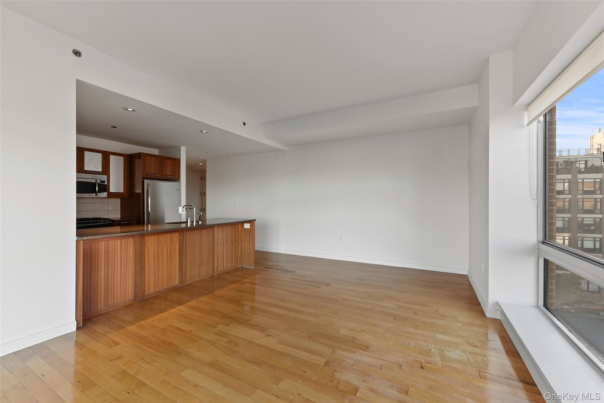 #20 photo, 460 W 236th Street, Bronx , NY 10463