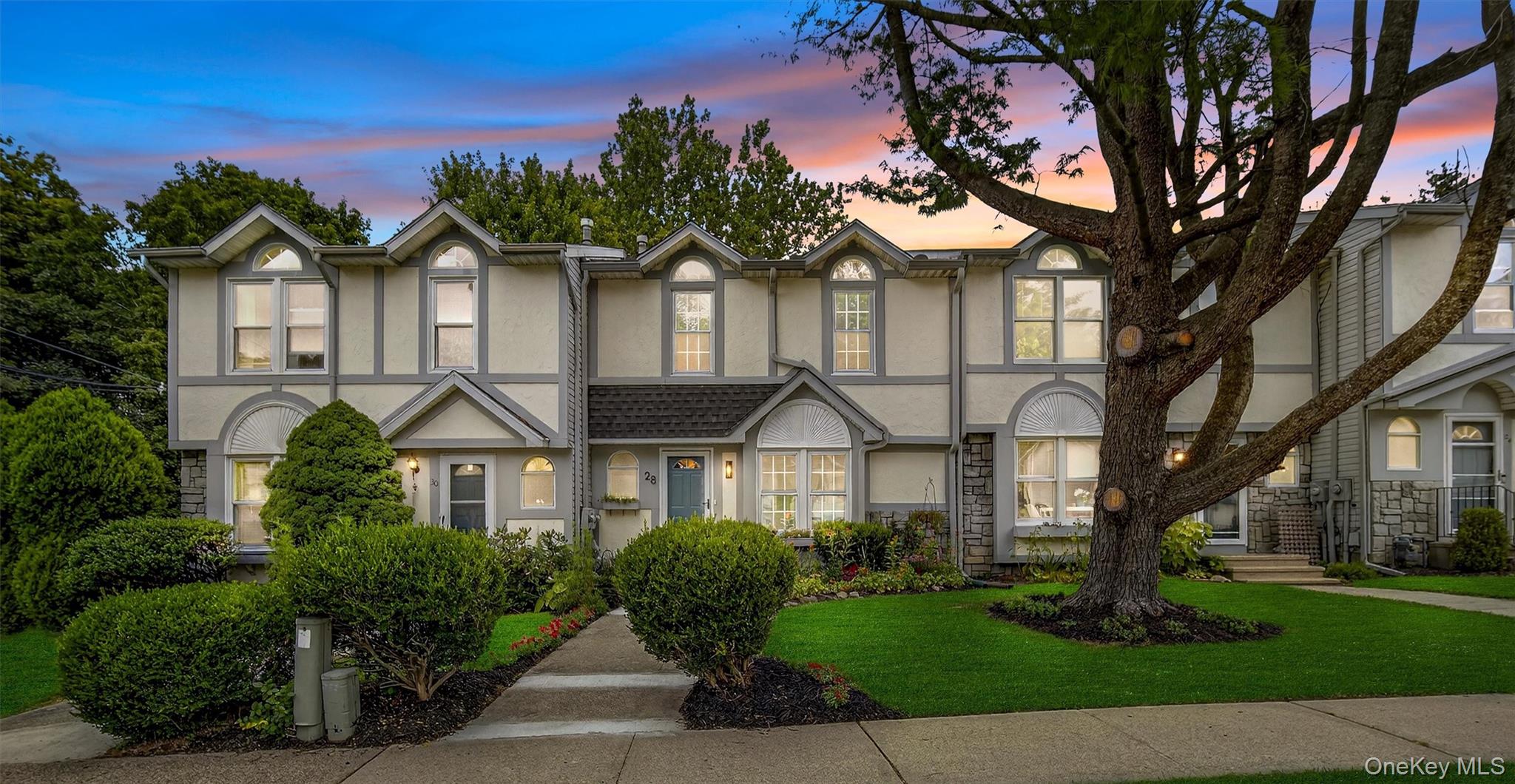 #1 photo, 28 Angela Court, Beacon , NY 12508