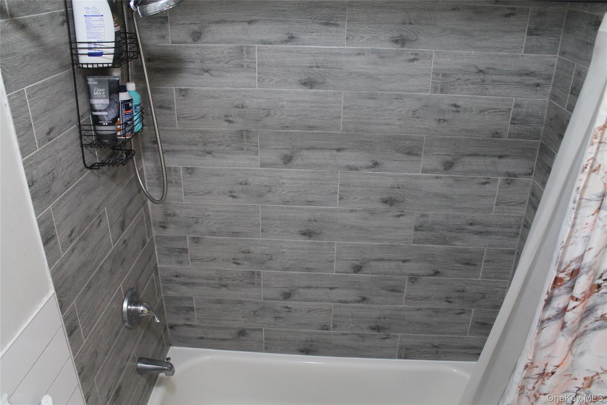 #4 photo, 2401 Cherry Hill Drive, Poughkeepsie , NY 12603