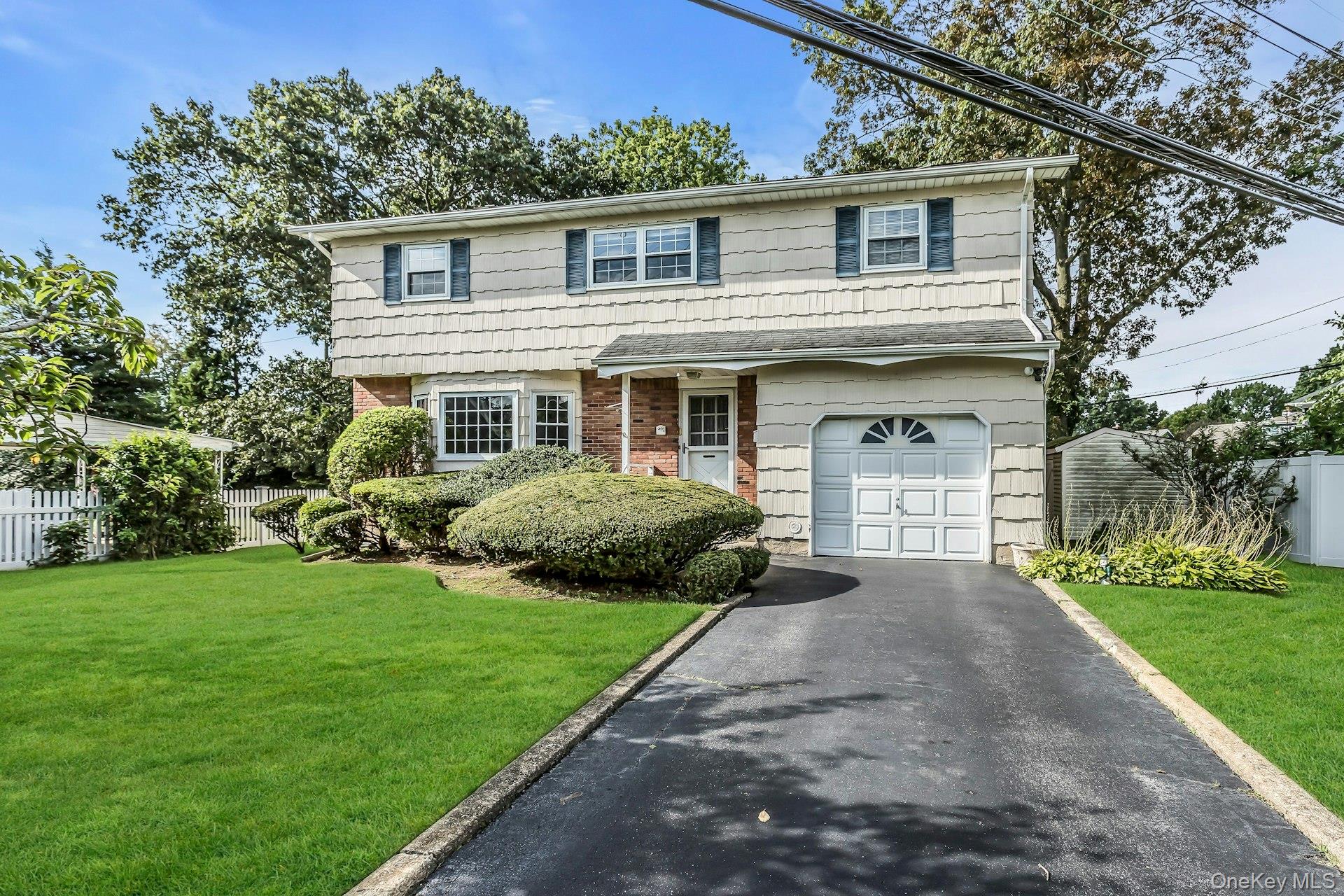#1 photo, 3462 Ella Road, Wantagh , NY 11793