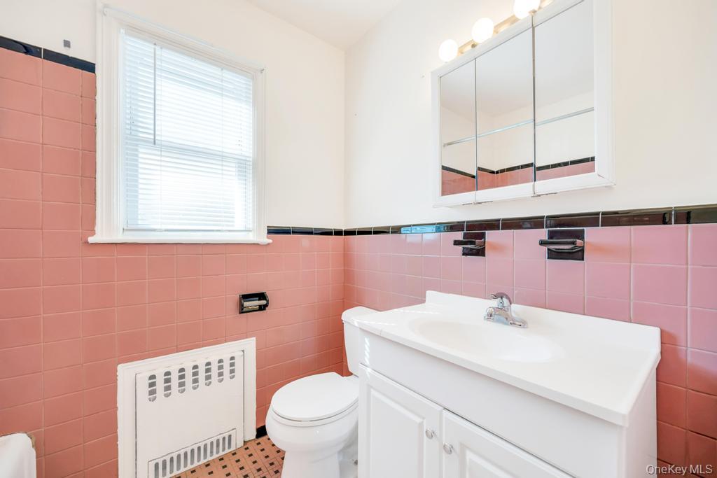 #11 photo, 31 James Street, ナッソー郡 Hicksville , NY 11801