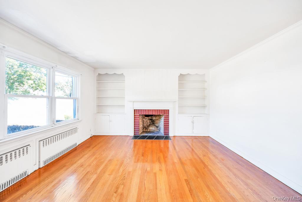 #9 photo, 31 James Street, ナッソー郡 Hicksville , NY 11801