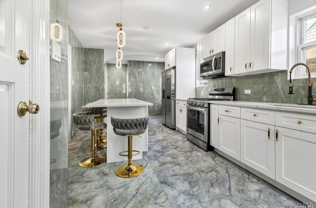 #1 photo, 6 Covert Avenue, 长岛 花园城 Garden City , NY 11530