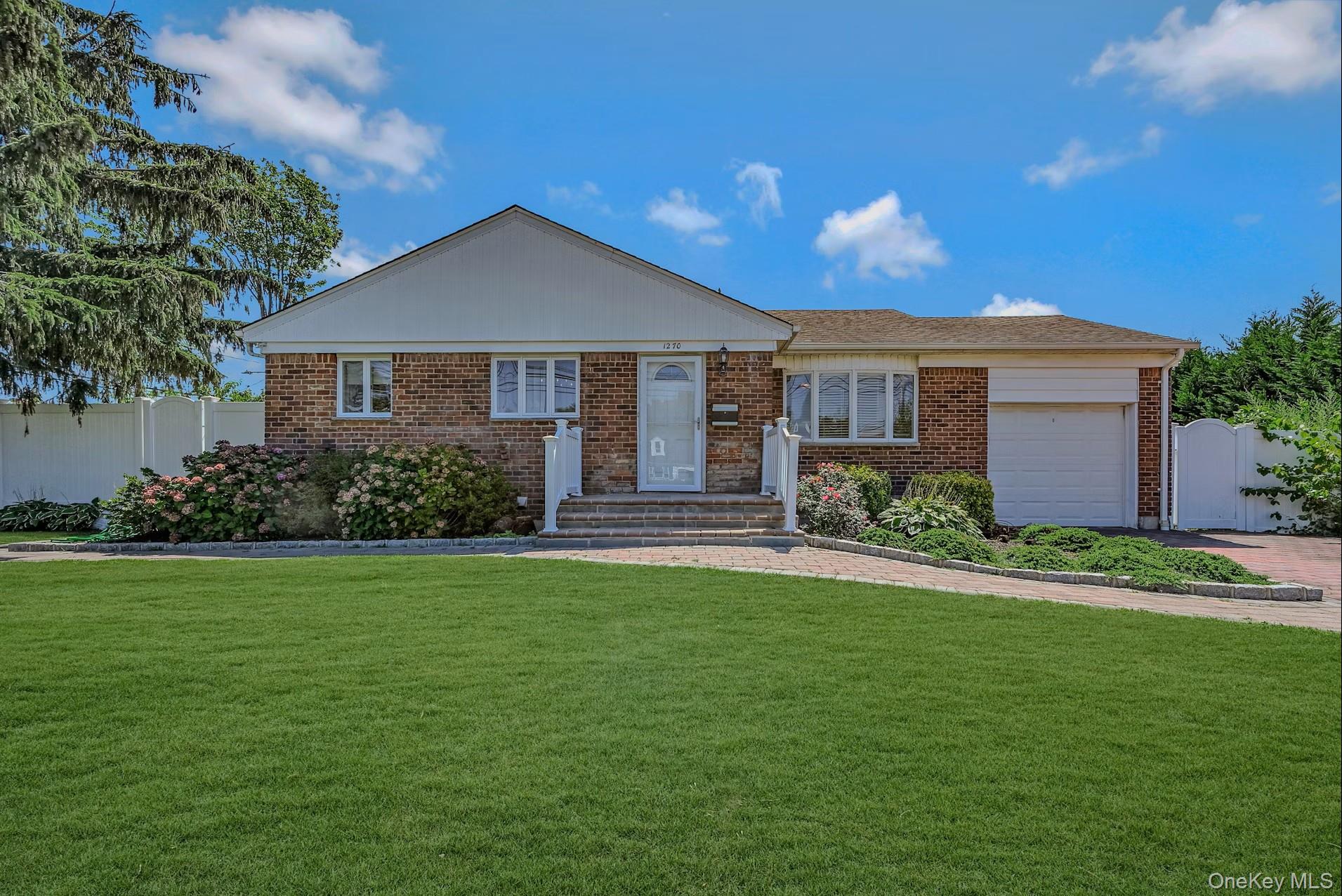 #4 photo, 1270 Pulaski Road, サフォーク郡 East Northport , NY 11731