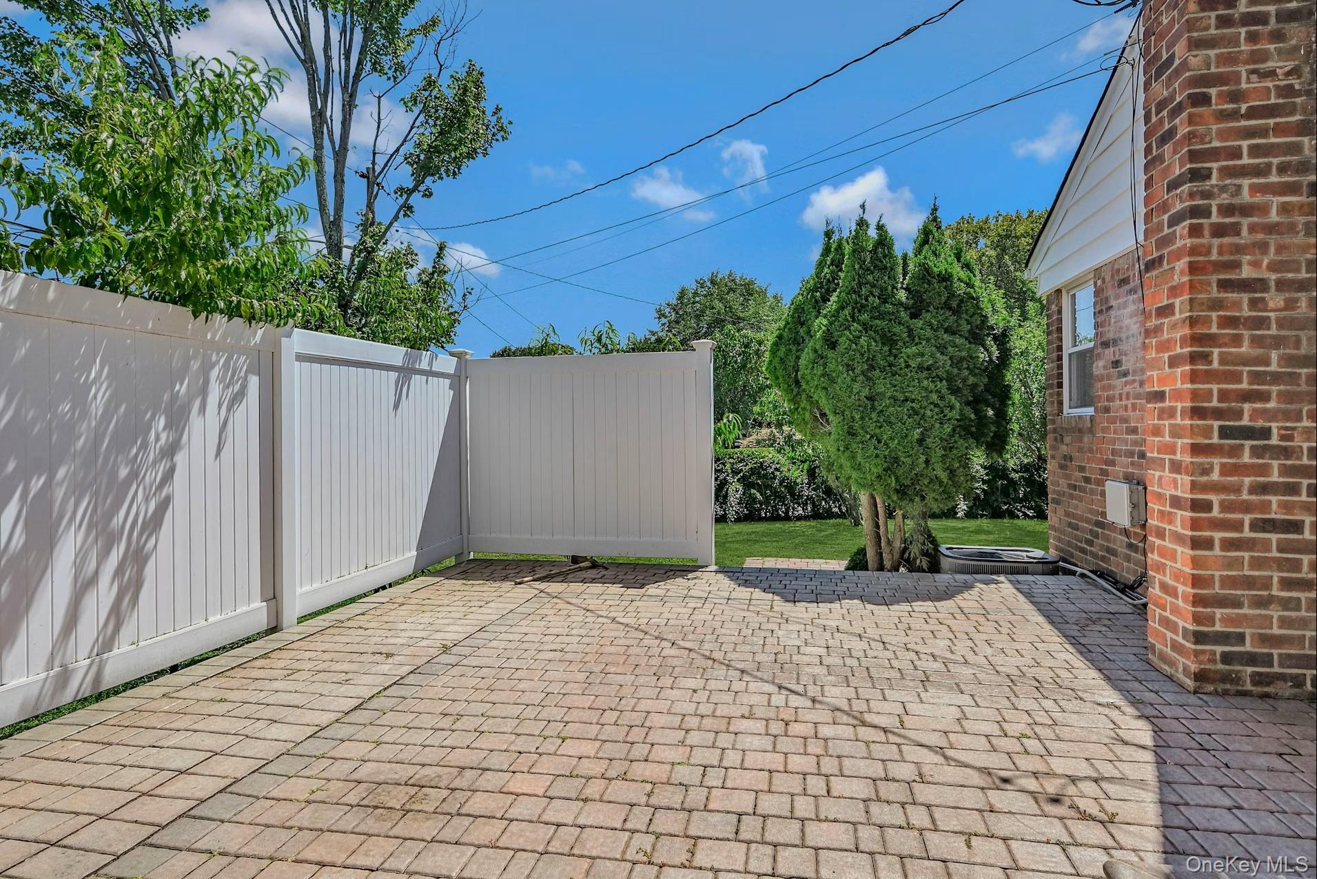 #7 photo, 1270 Pulaski Road, サフォーク郡 East Northport , NY 11731