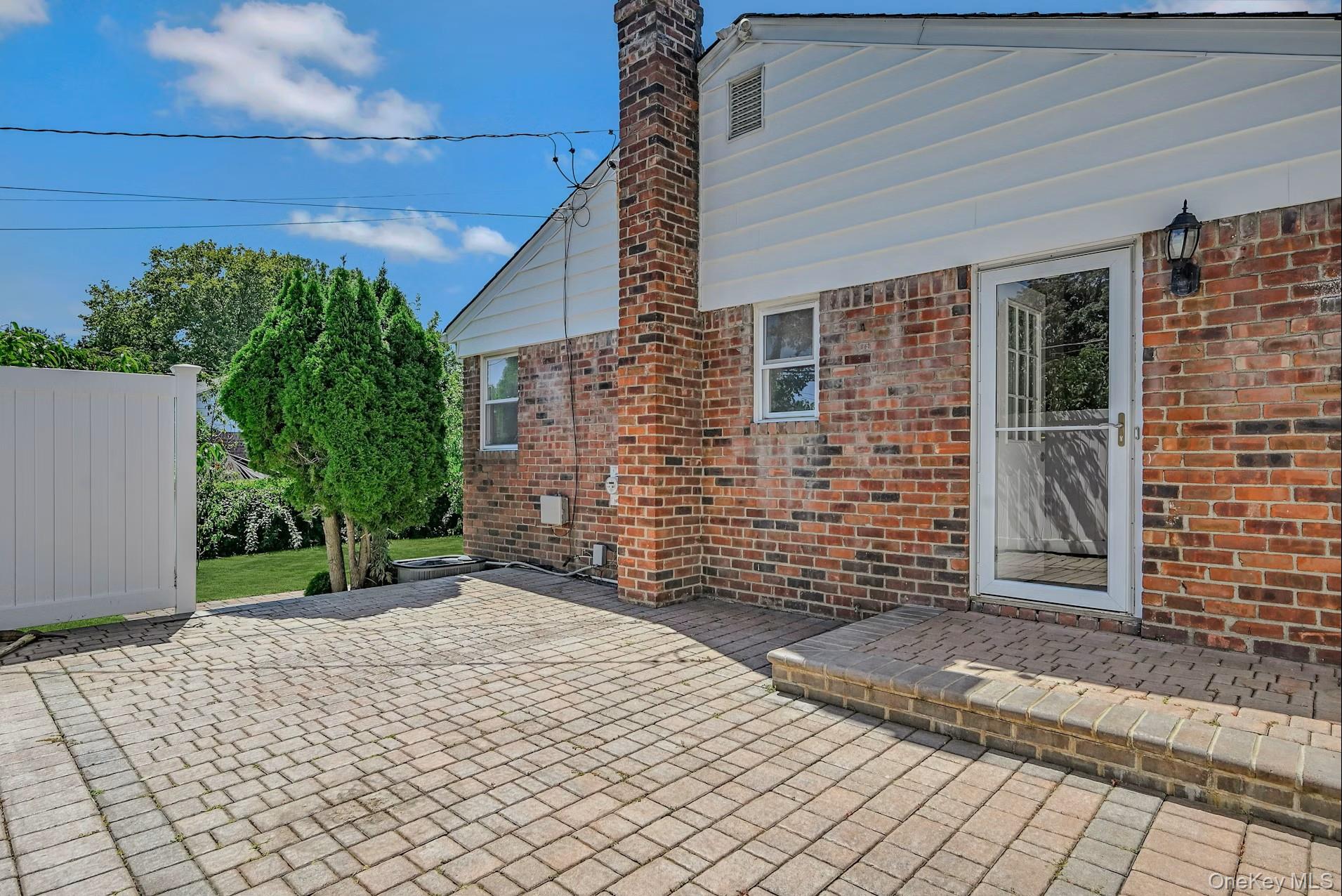 #8 photo, 1270 Pulaski Road, サフォーク郡 East Northport , NY 11731