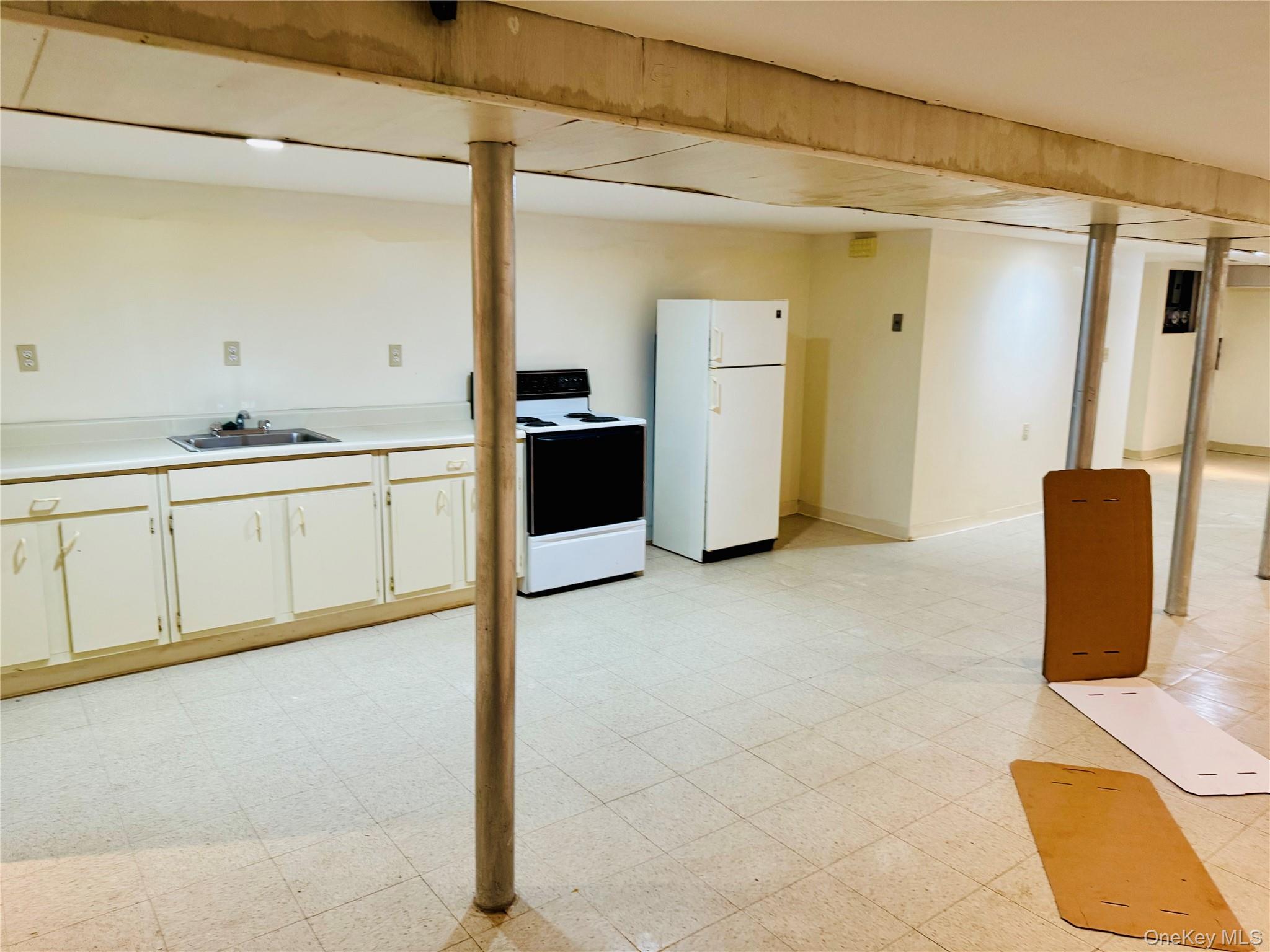 #18 photo, 205-13 Hollis Avenue, クイーンズ区 Hollis , NY 11412