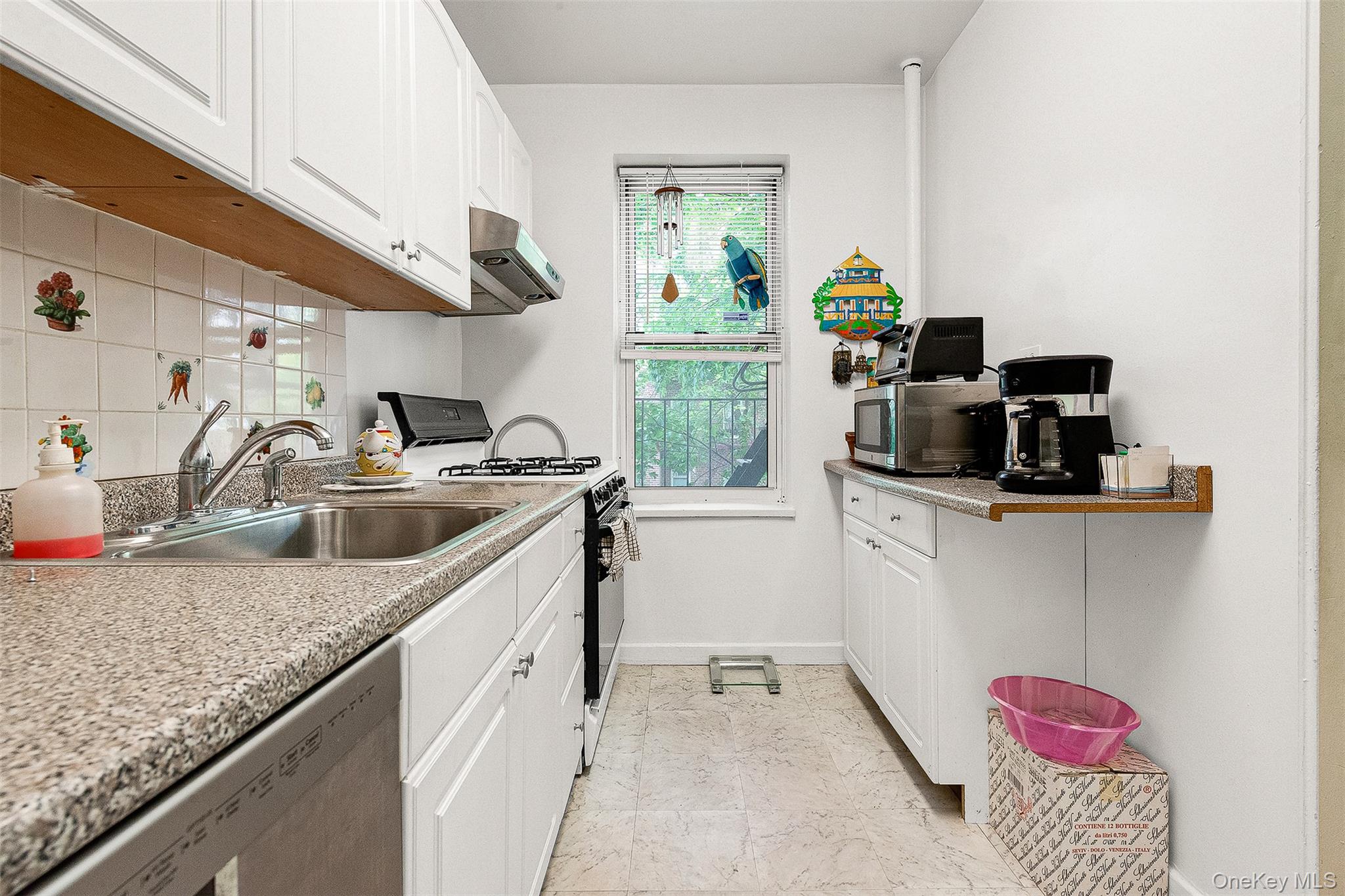 #14 photo, 67-66 108th Street, クイーンズ区 Forest Hills , NY 11375