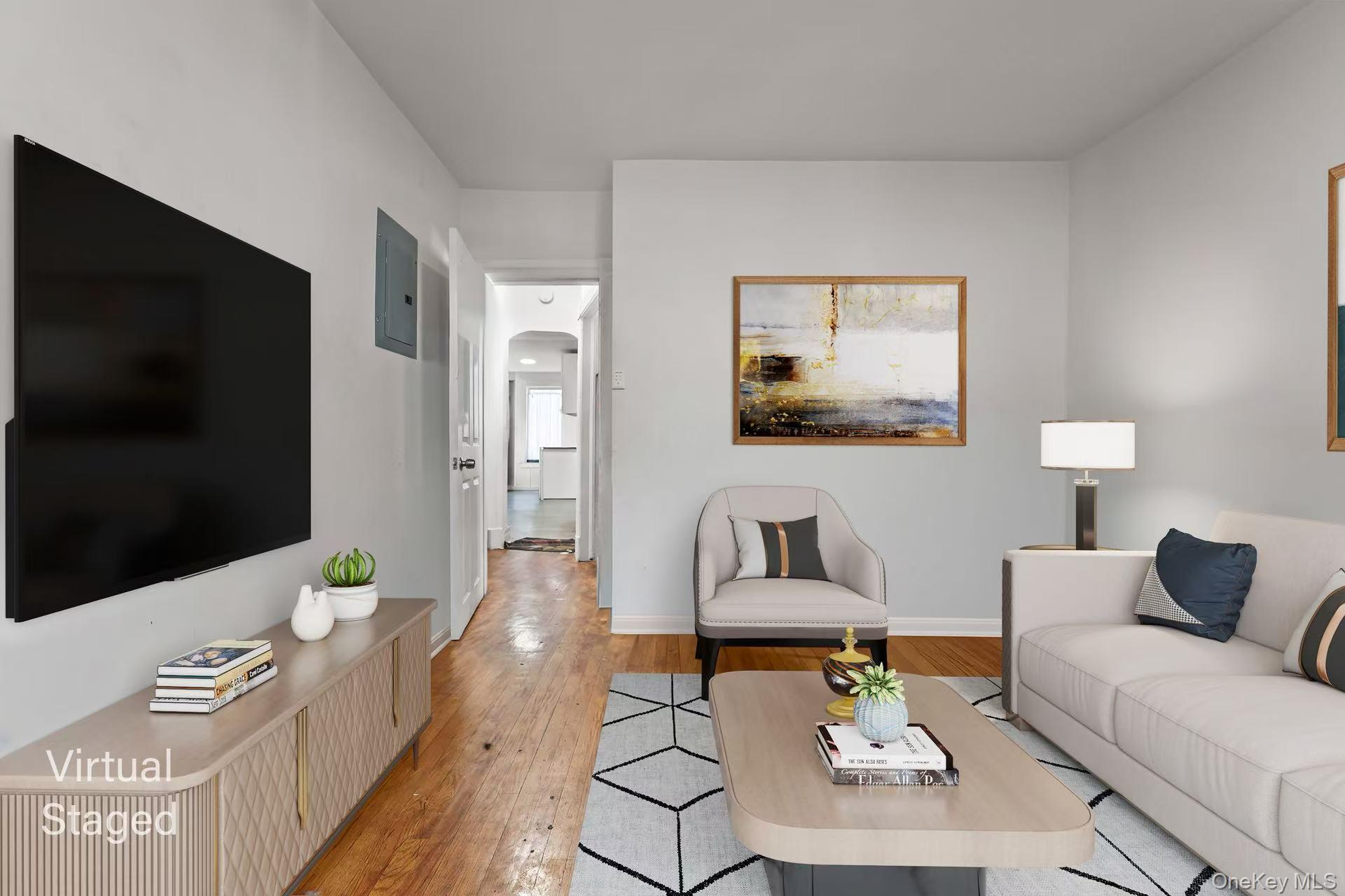 #3 photo, 826 E 216 Street, ブロンクス区 Bronx , NY 10467