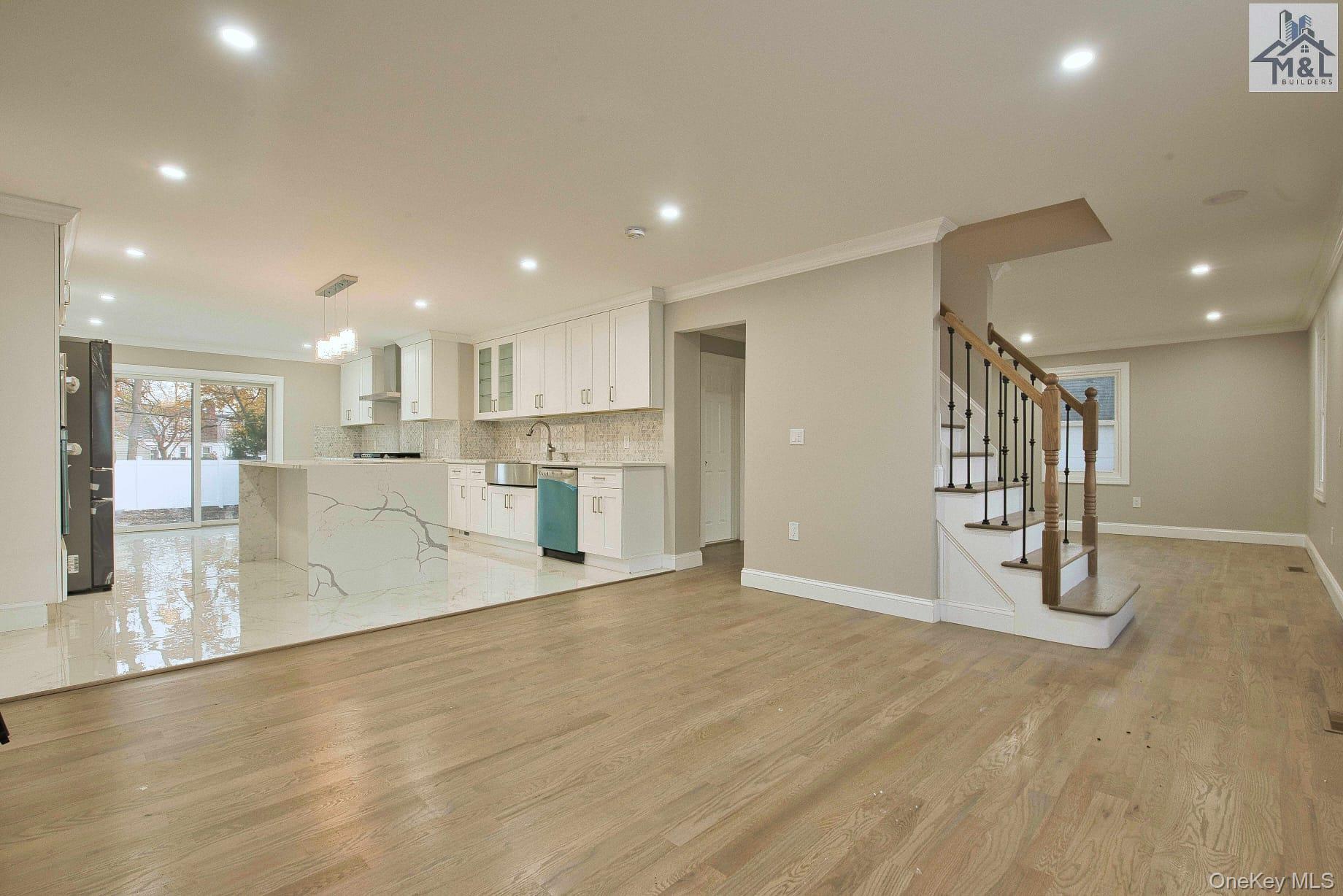 #6 photo, Hicksville, ナッソー郡 Hicksville , NY 11801