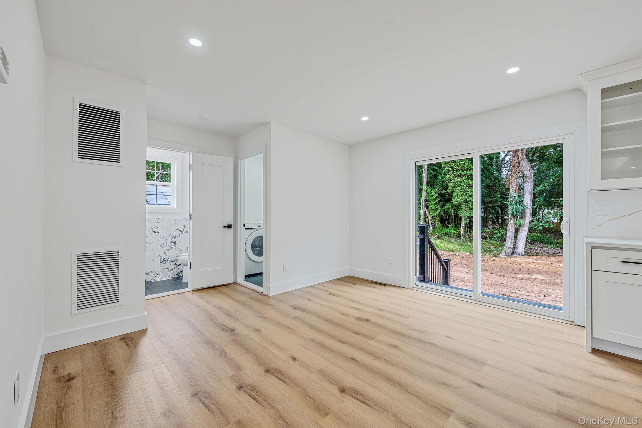 #11 photo, 37 Lakeview Drive, Middle Island , NY 11953