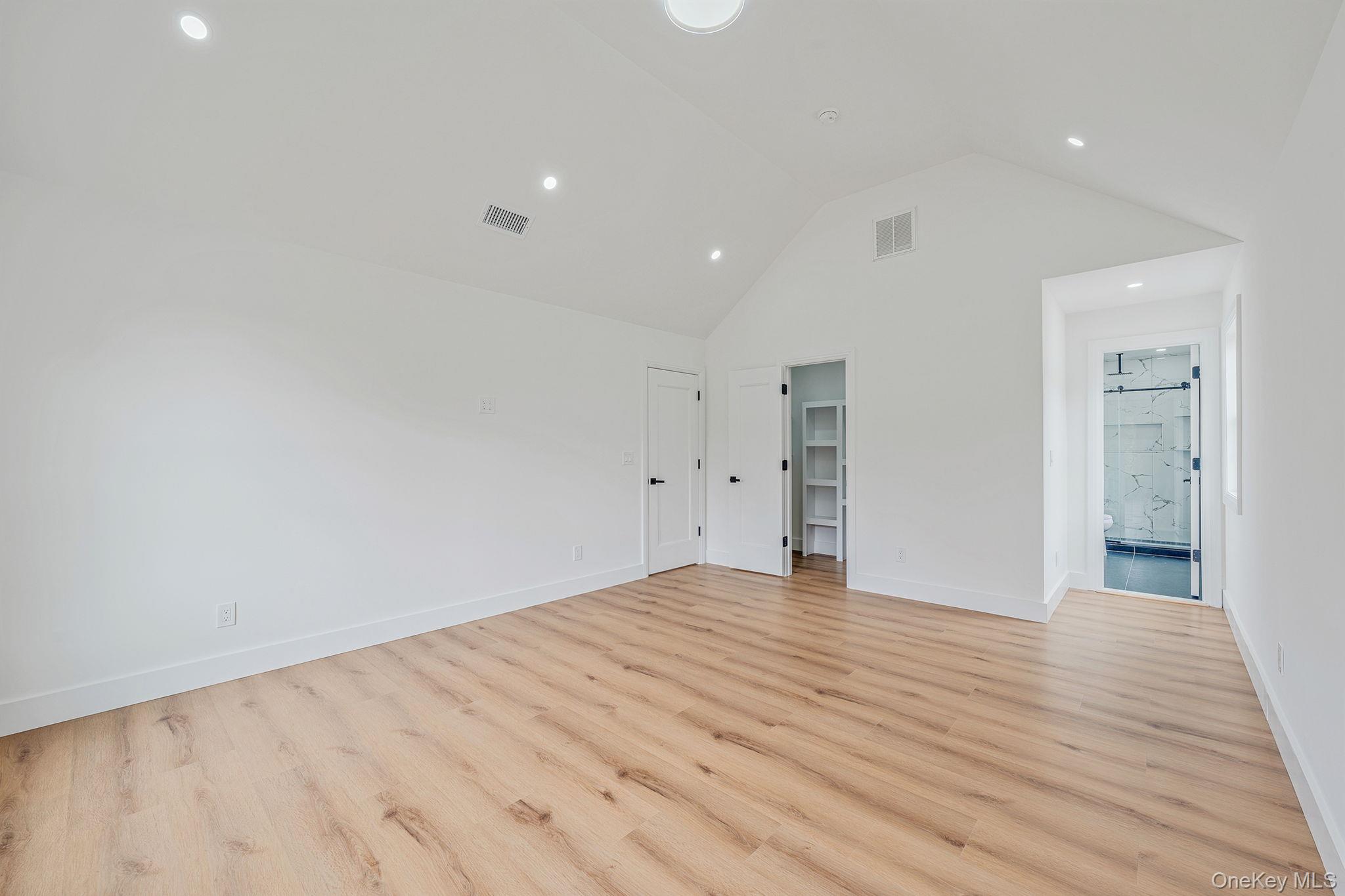 #20 photo, 37 Lakeview Drive, Middle Island , NY 11953