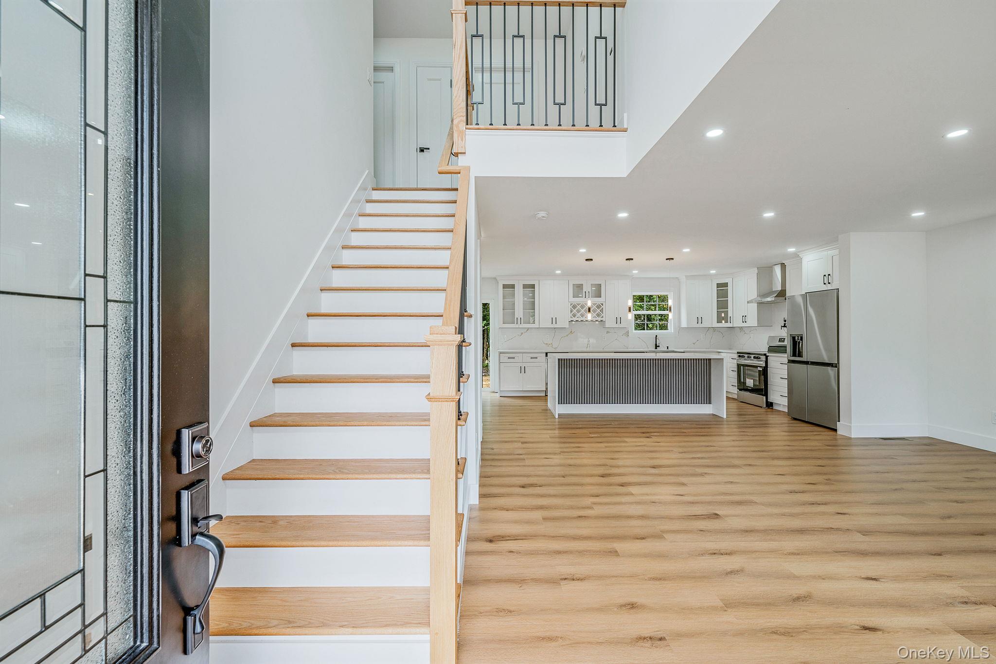 #4 photo, 37 Lakeview Drive, Middle Island , NY 11953