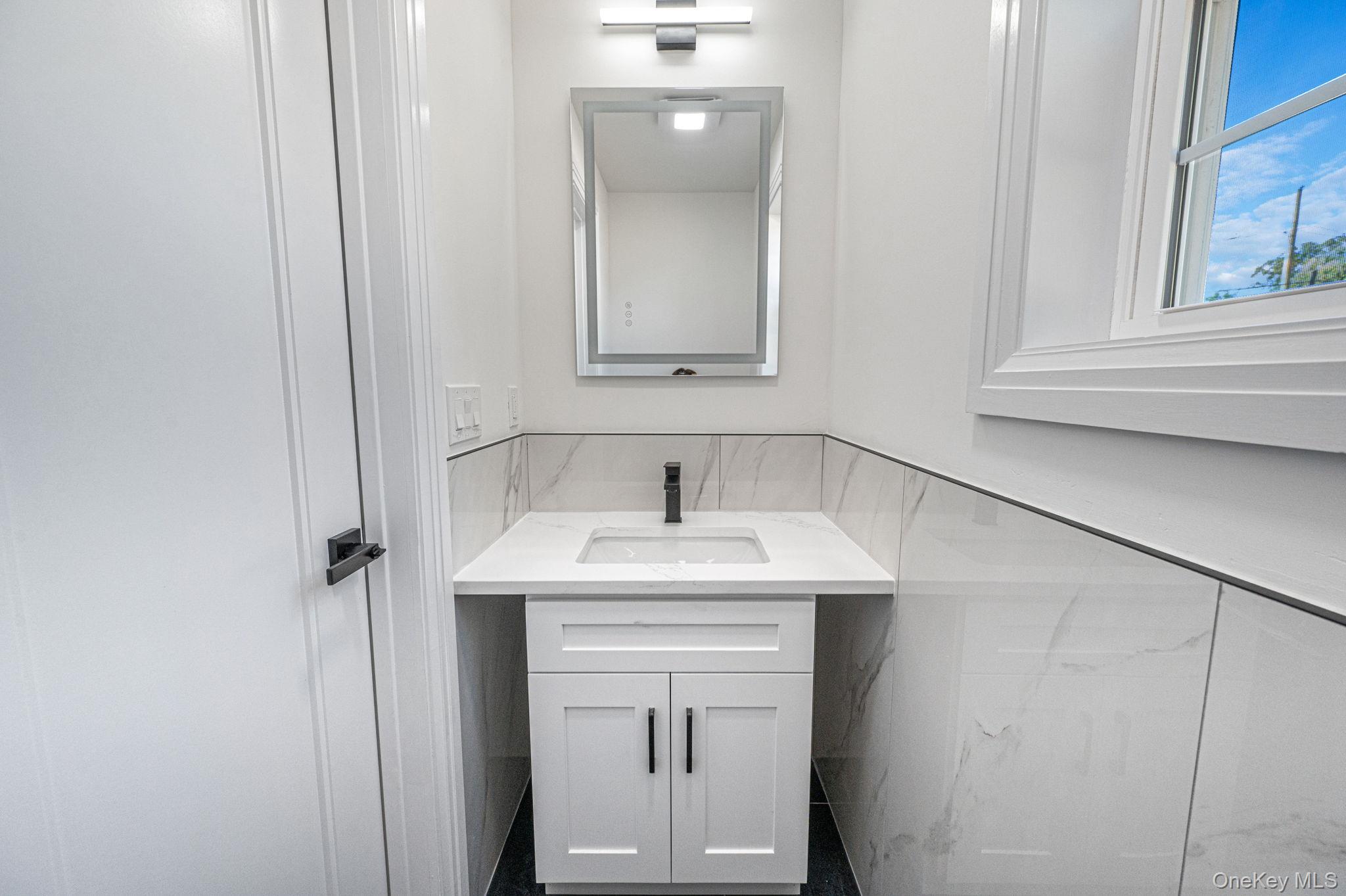 #11 photo, 39 Lakeview Drive, サフォーク郡 Middle Island , NY 11953