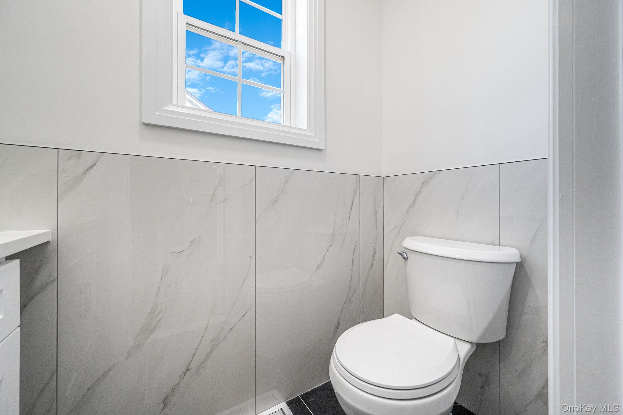 #12 photo, 39 Lakeview Drive, サフォーク郡 Middle Island , NY 11953